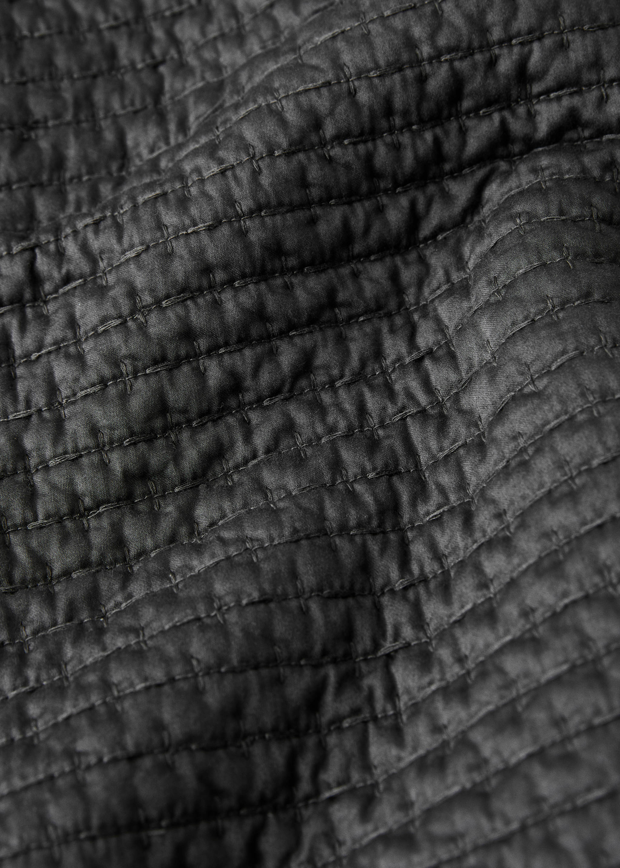 Satin bedspread for 130/150 cm bed - Details of the article 2