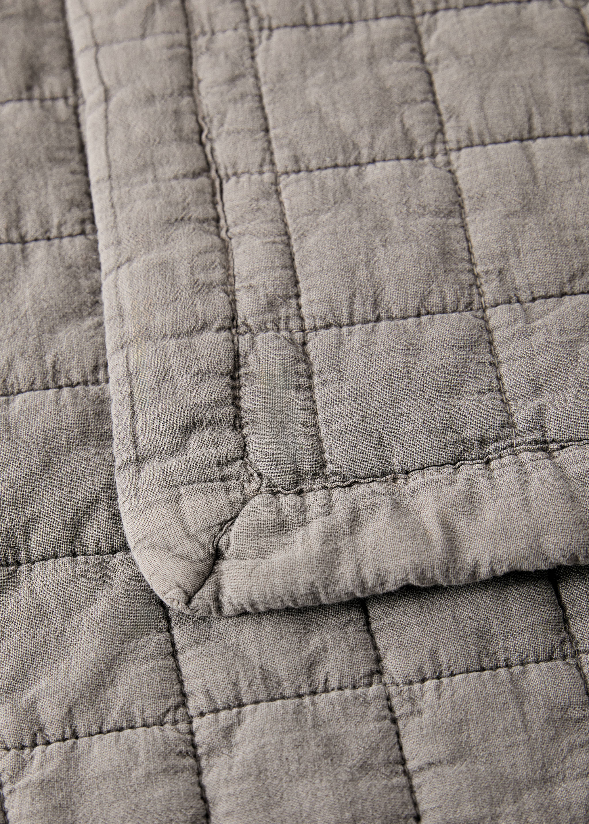Washed cotton check bedspread for cot - Details of the article 2