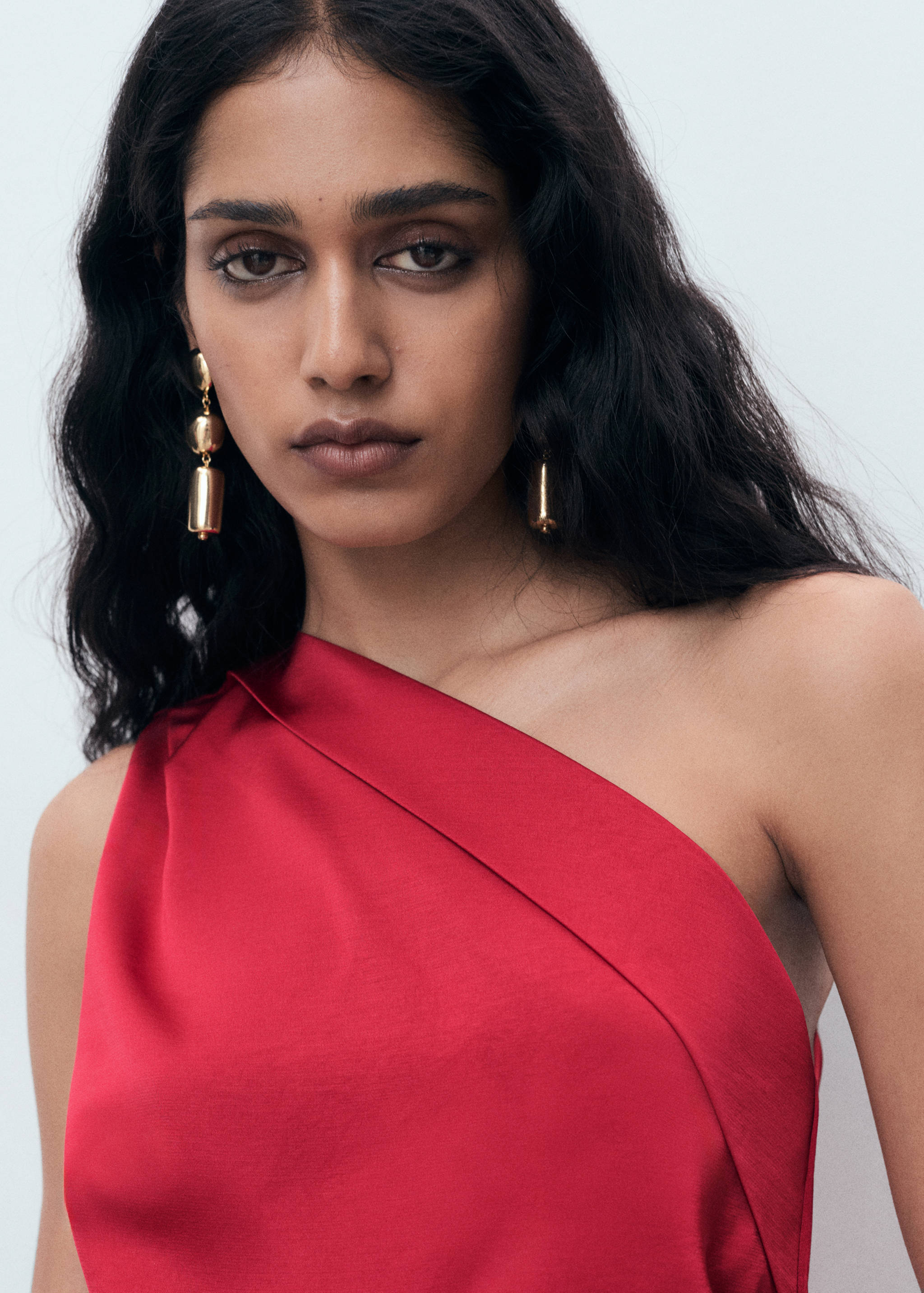 Robe asymétrique satinée avec fronce latérale - Détail de l'article 1