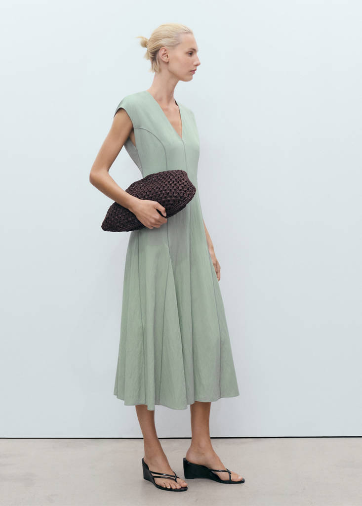 V-neck dress with stitching — Green