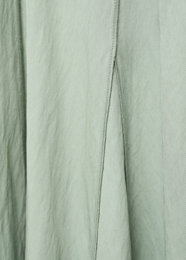 V-neck dress with stitching — Green