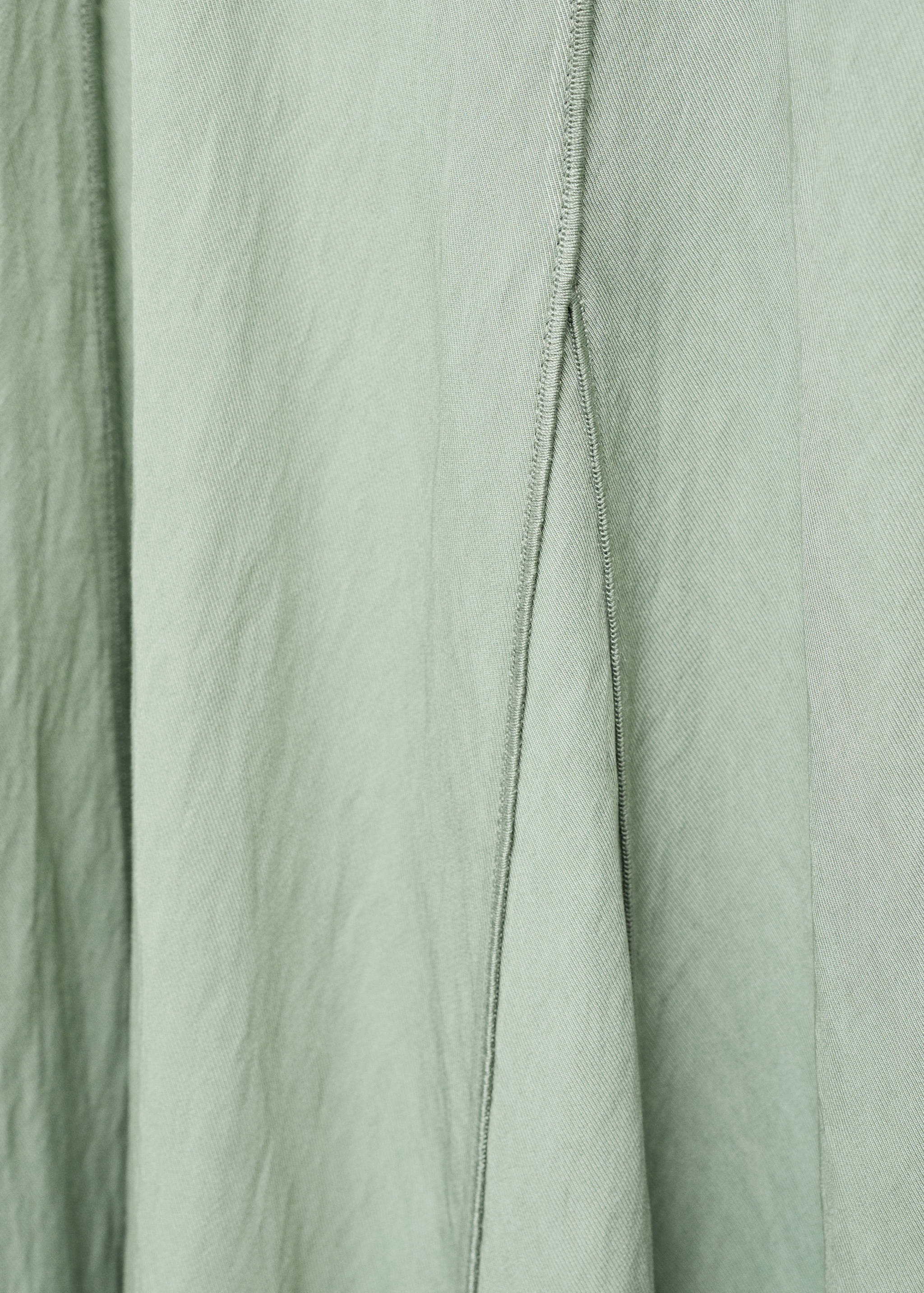 Vestido com decote em V e costuras - Pormenor do artigo 0