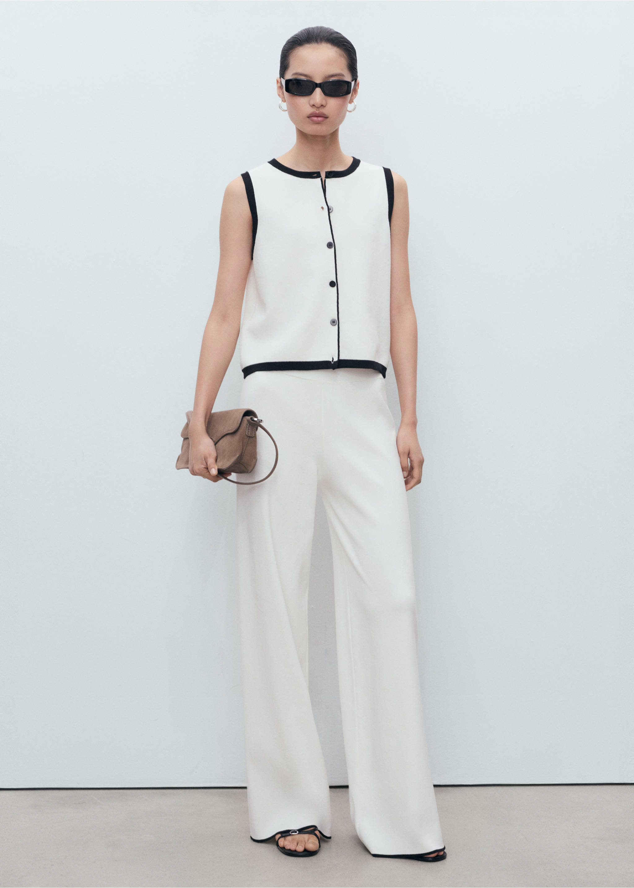 Gilet maille contraste - Plan général, Écru. Ref: 17044084-00.