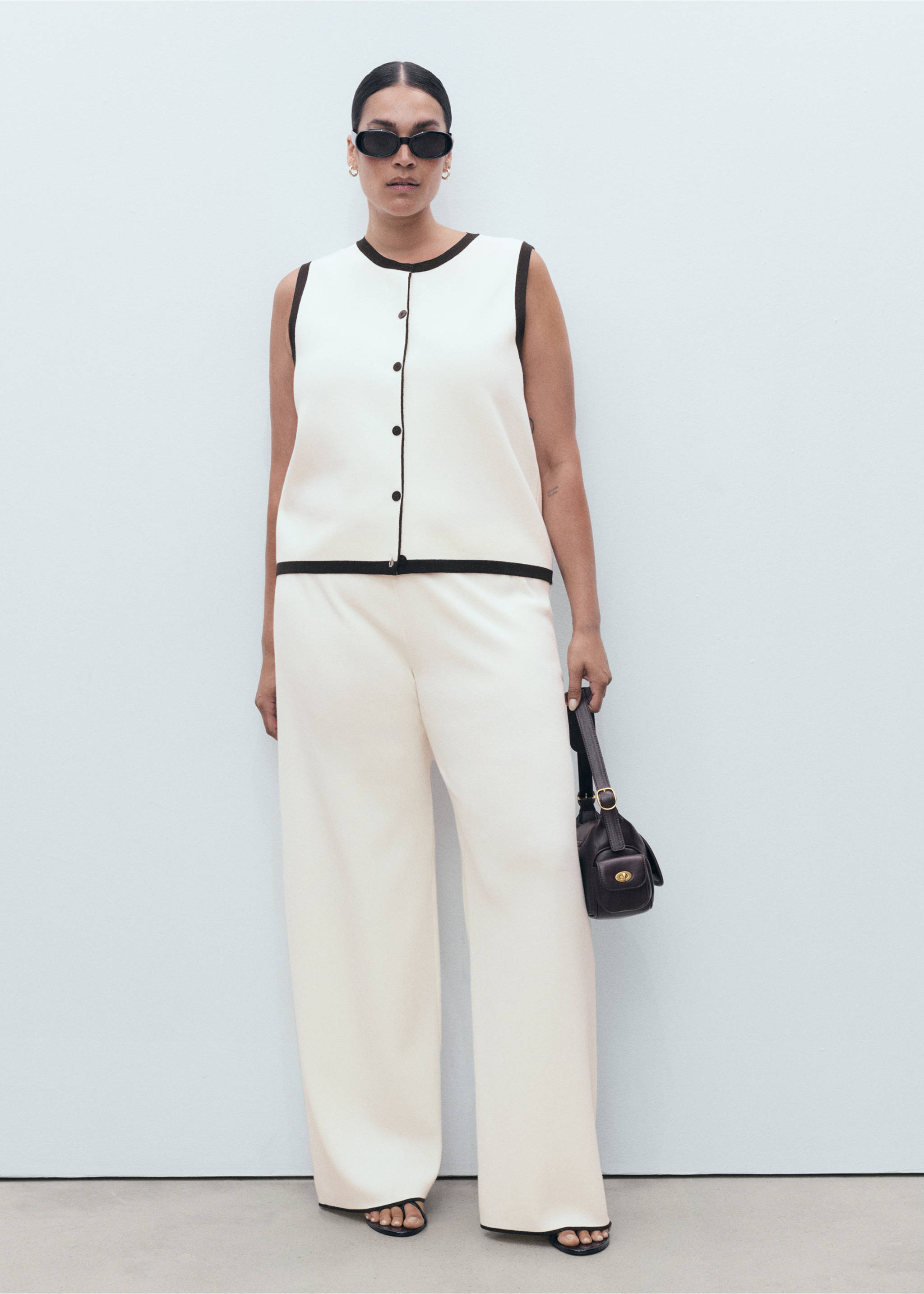 Gilet maille contraste - Détail de l'article 3, Écru. Ref: 17044084-00.