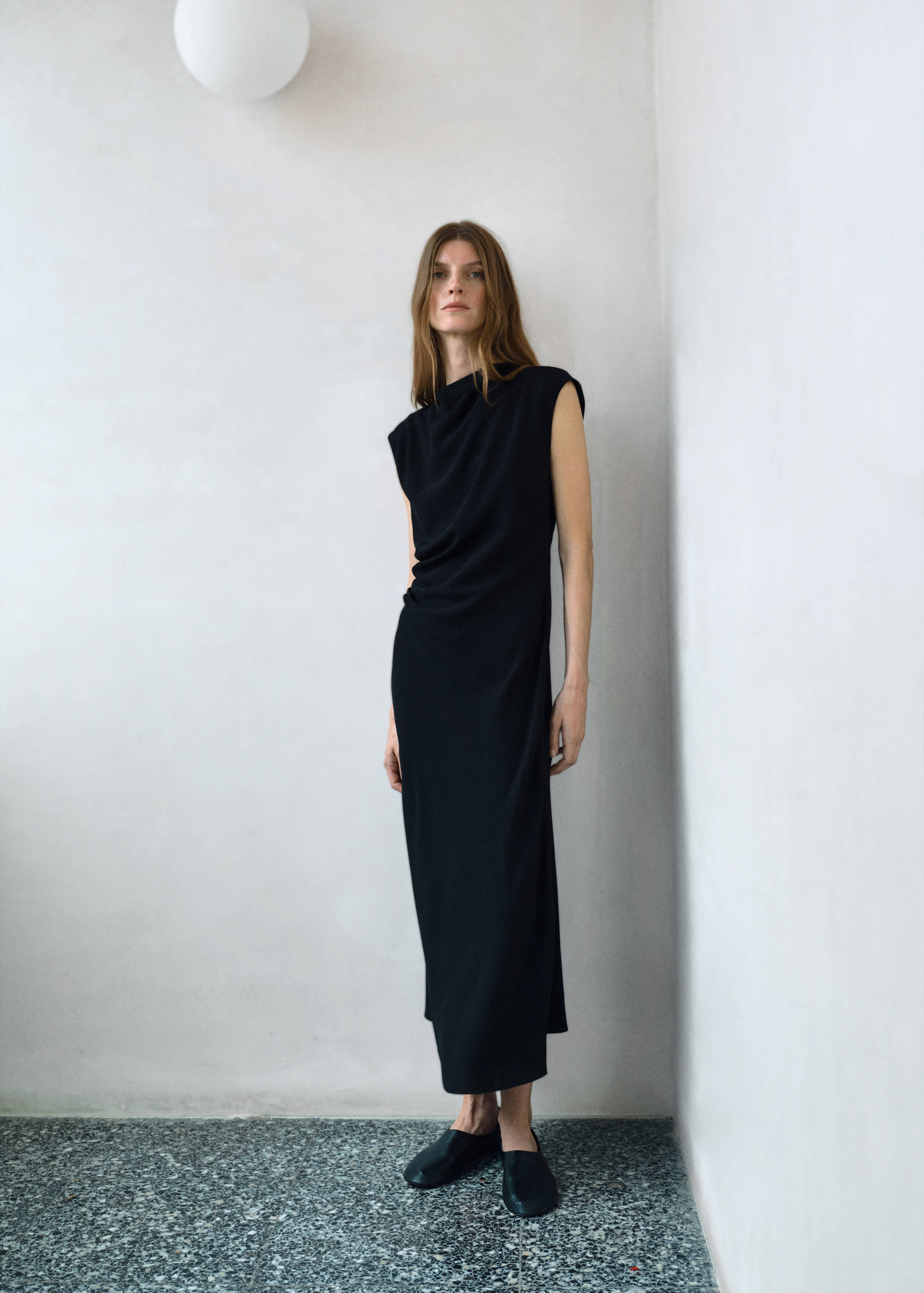 Миди-платье со сборками - Общий план