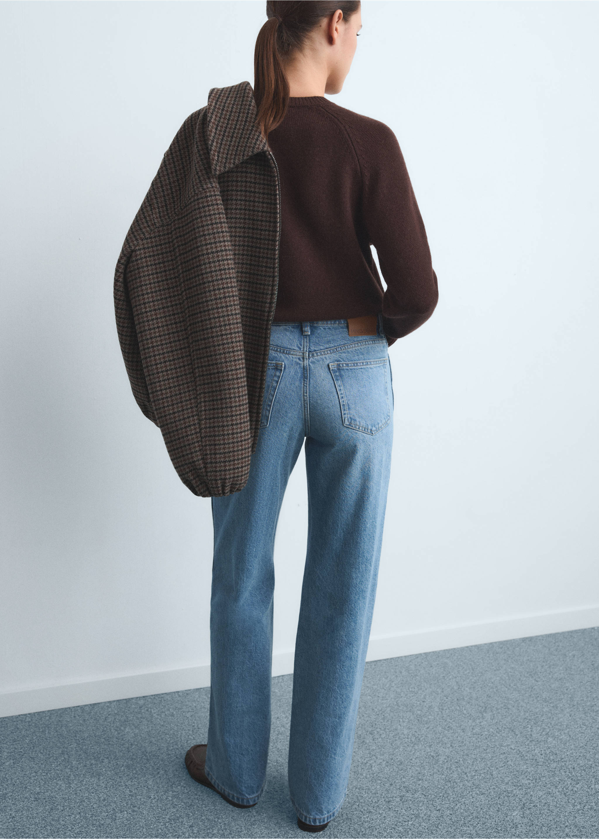 Jean droit taille haute - Verso de l’article, Bleu moyen. Ref: 17044092-00.