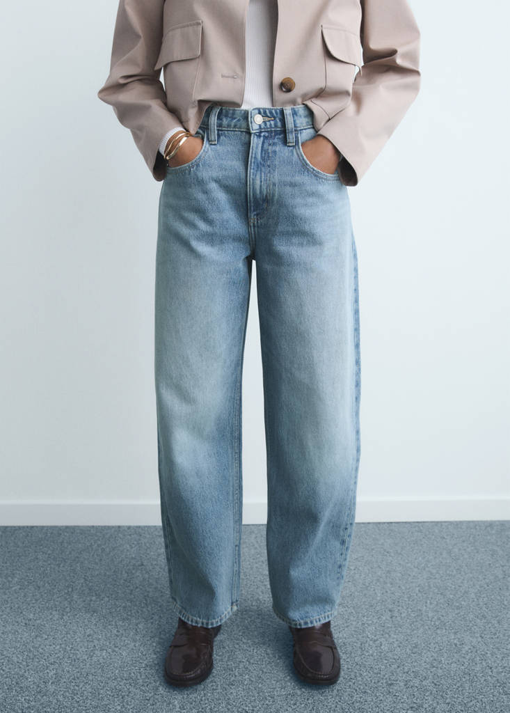 High-waisted barrel jeans — Medium Blue
