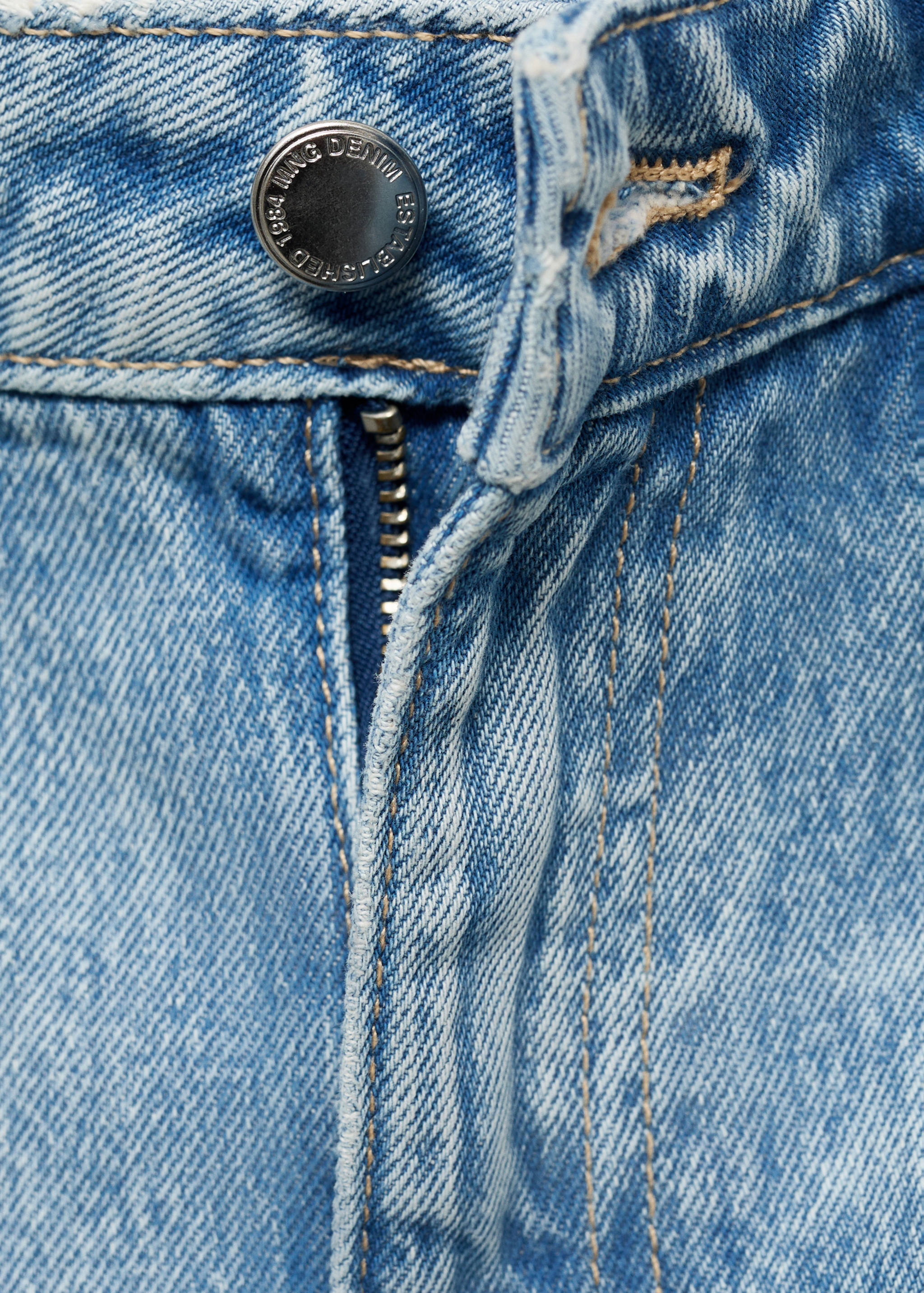 Wide leg jeans with turn-up hem - Details of the article 0