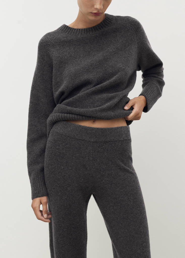 Long knitted trousers — Charcoal