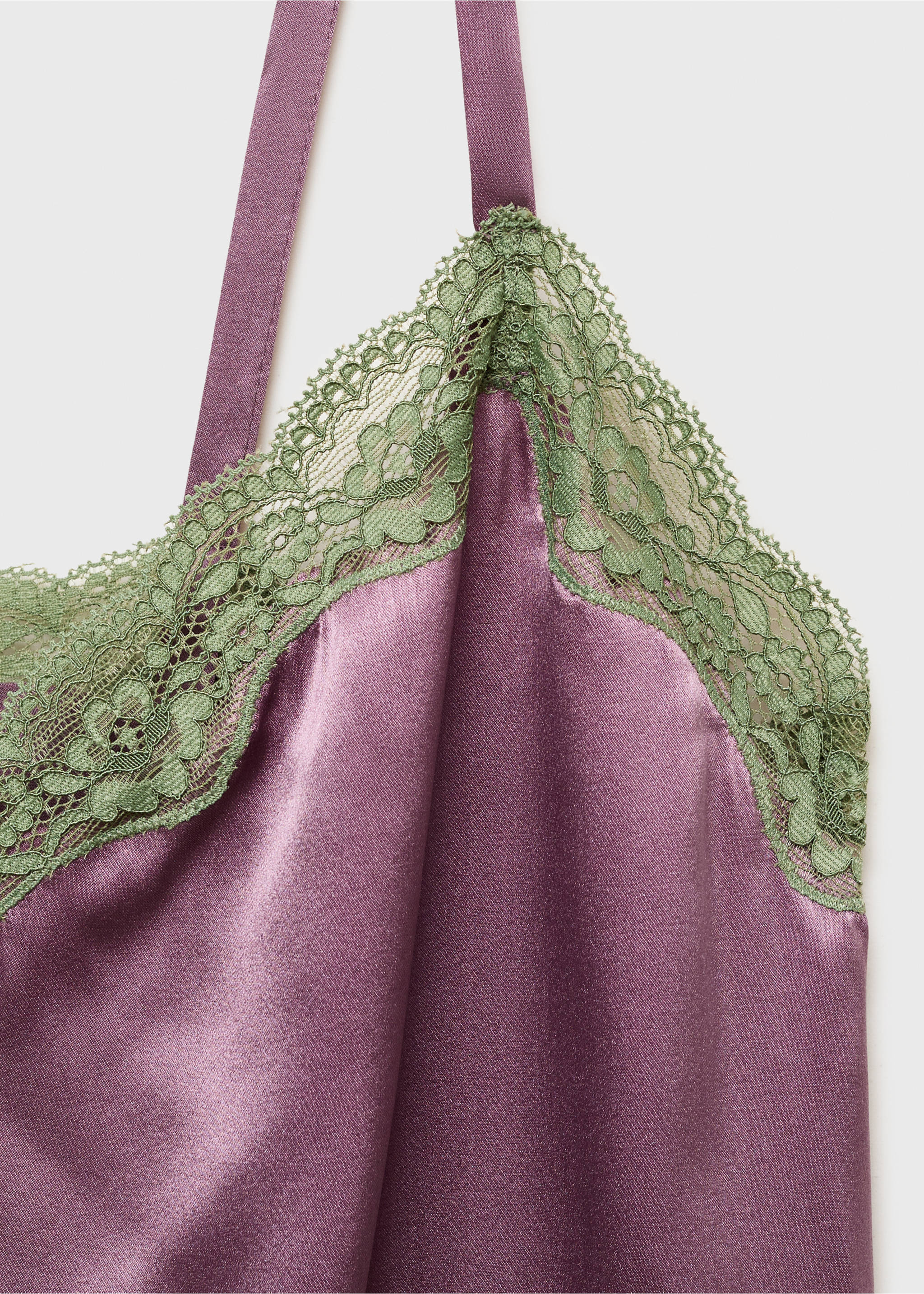 قميص نوم حرير بتفاصيل دانتيل بلون متباين - تفاصيل المنتج 8, أرجواني. Ref: 17044112-00.