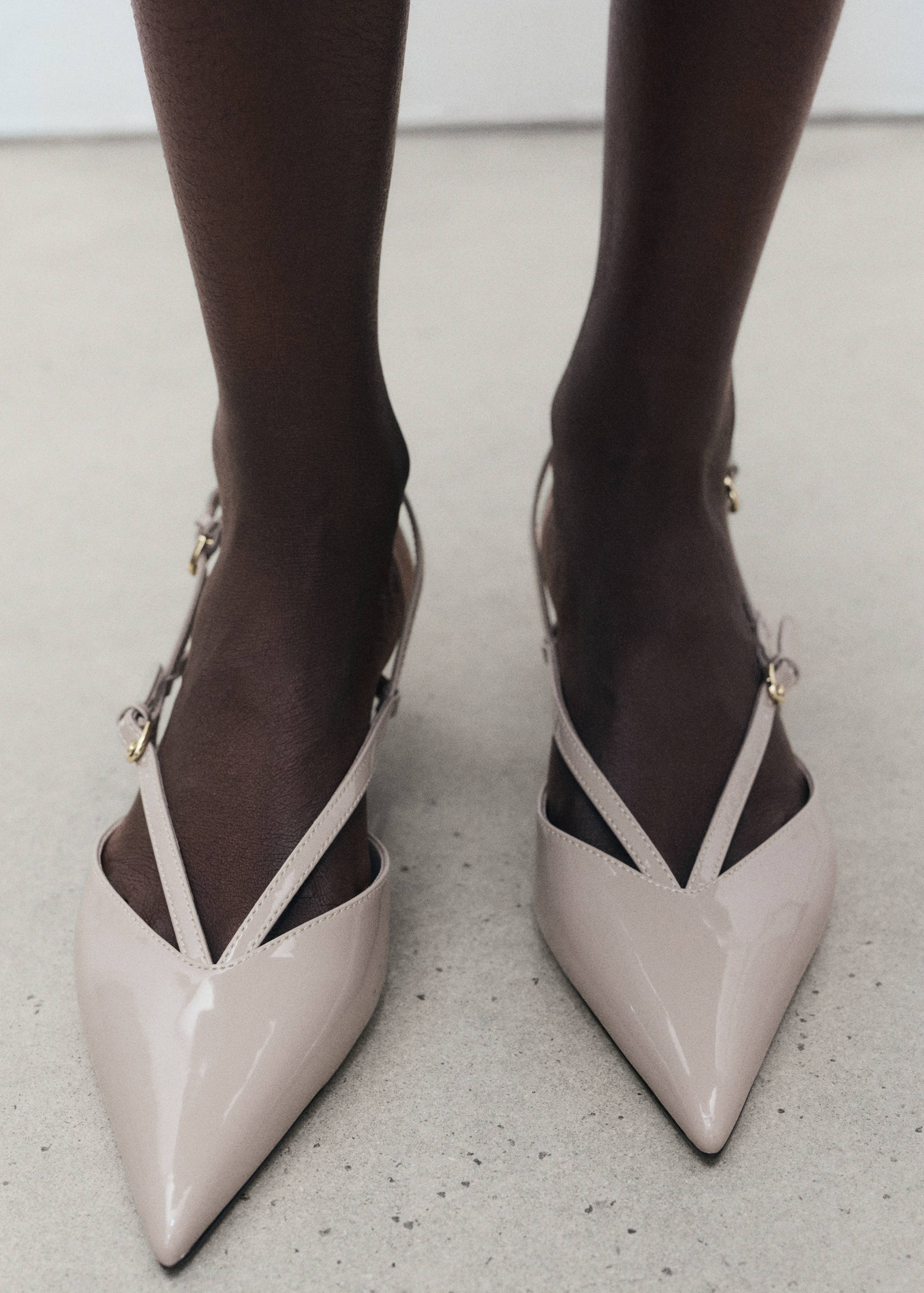 Chaussures talon kitten à brides - Détail de l'article 9