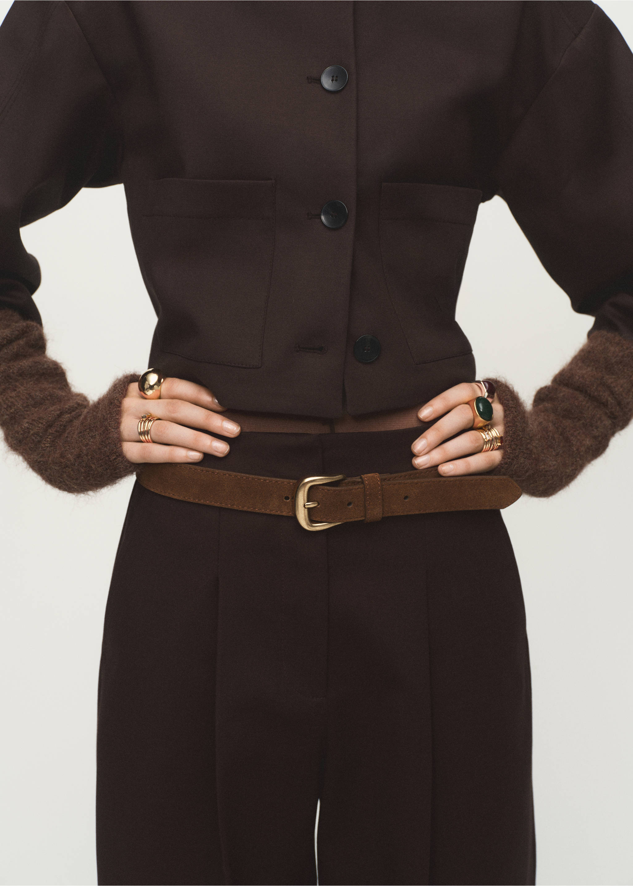 Veste crop poches - Plan moyen, Chocolat. Ref: 17044119-00.