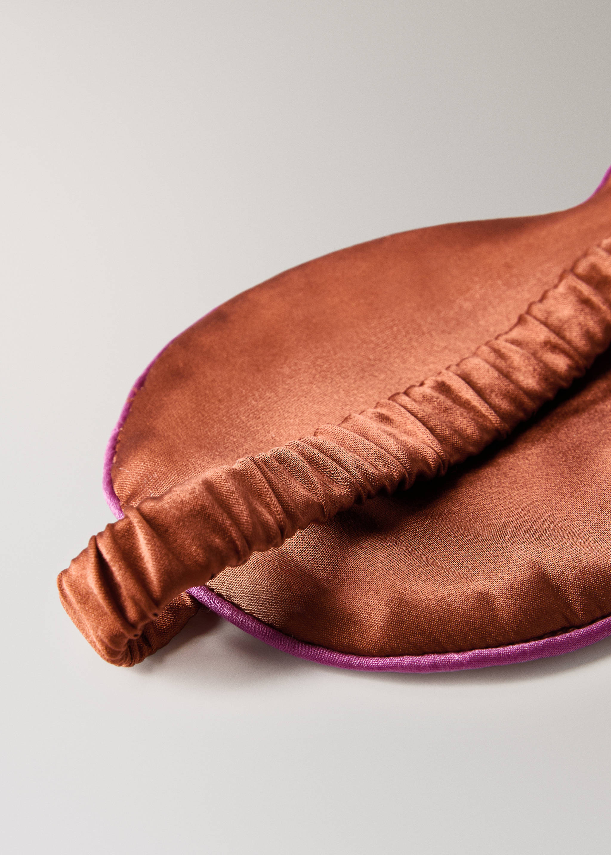 Sidenmask med kontrastbård - Detaljer om artikeln 1