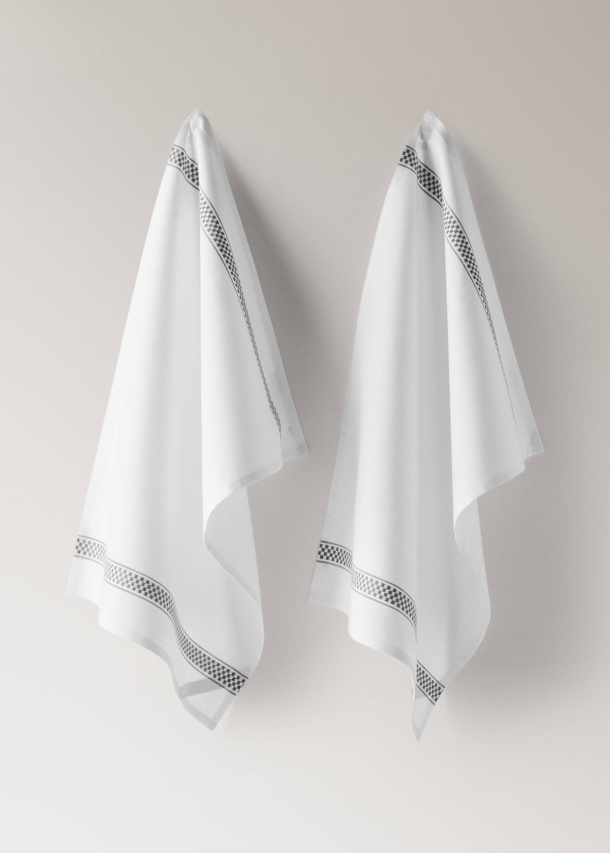 Cotton kitchen towels with details - Article without model