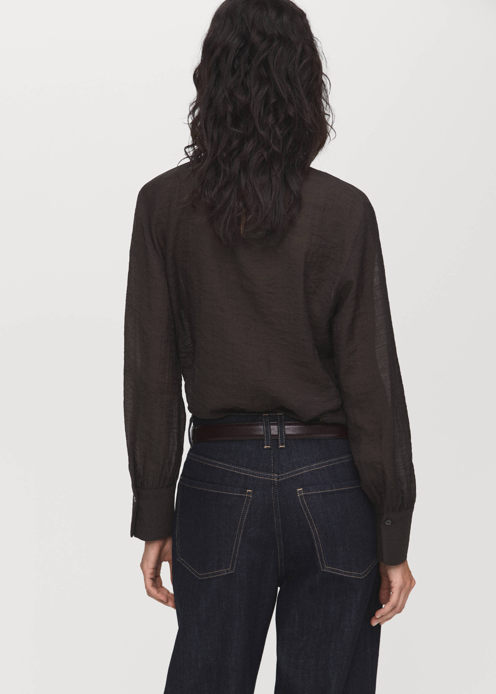 Bluzka z fakturą i szalem - Tylna strona artykułu