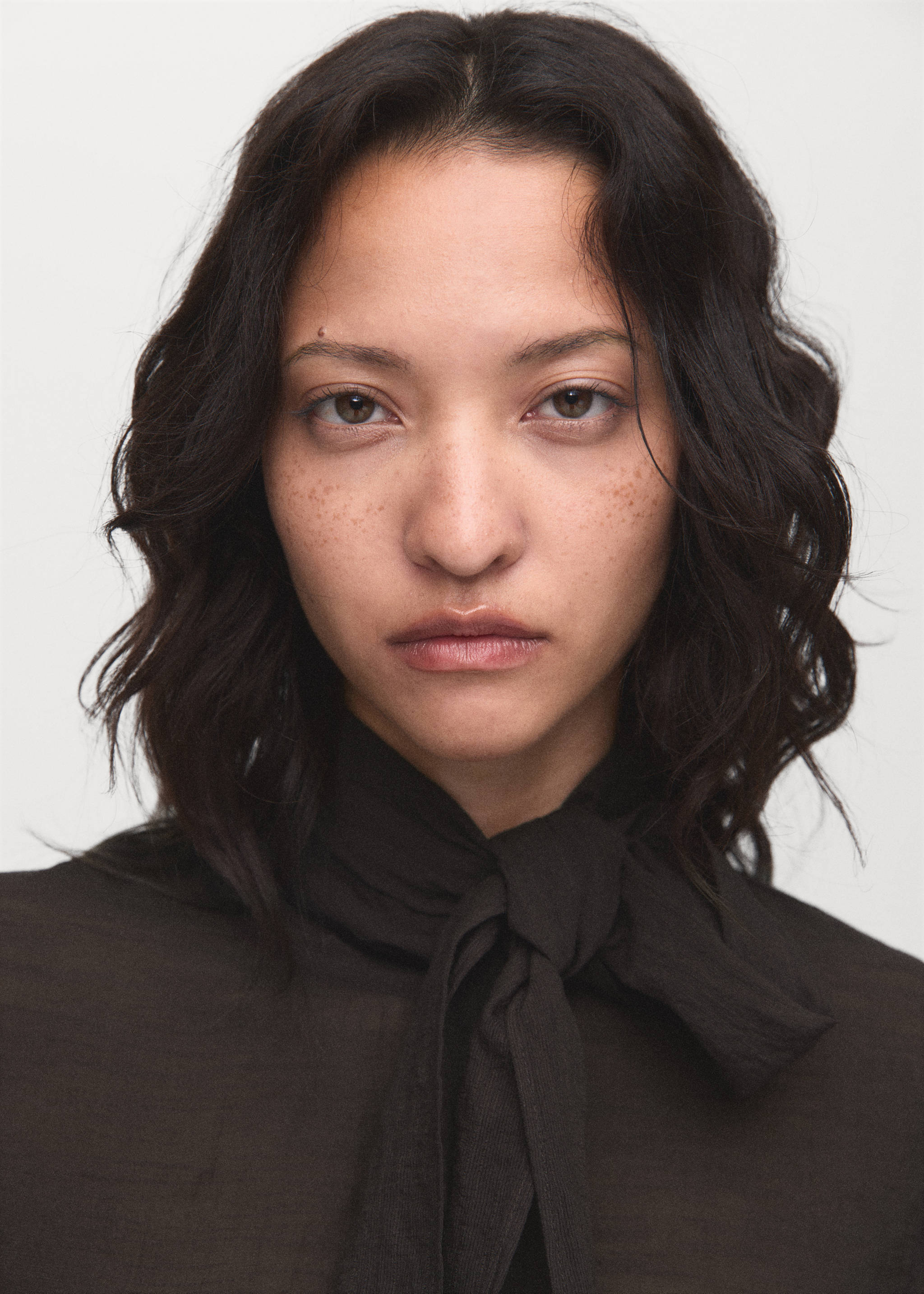 Bluzka z fakturą i szalem - Szczegóły artykułu 1