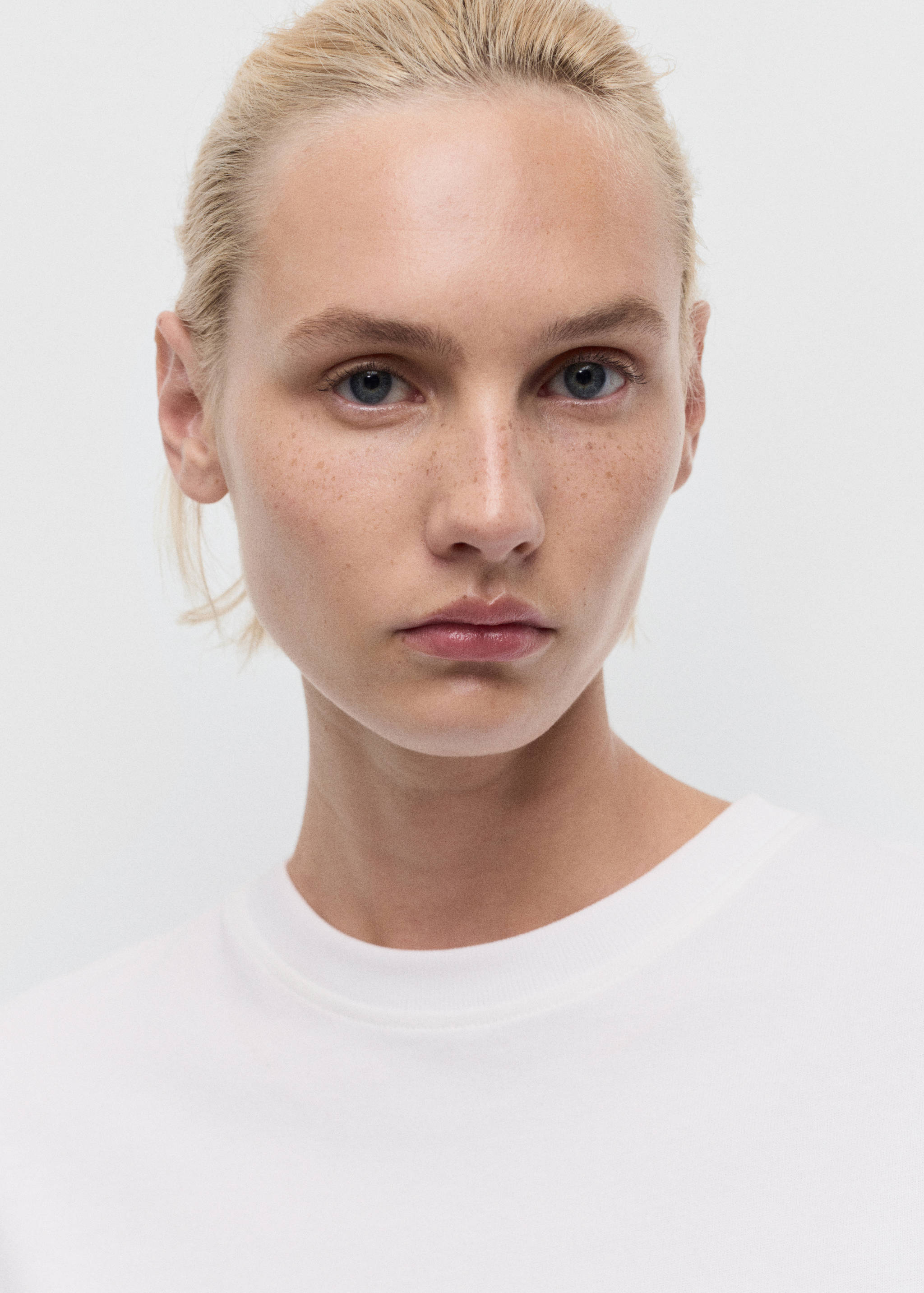 Oversized cotton t-shirt - Details of the article 1