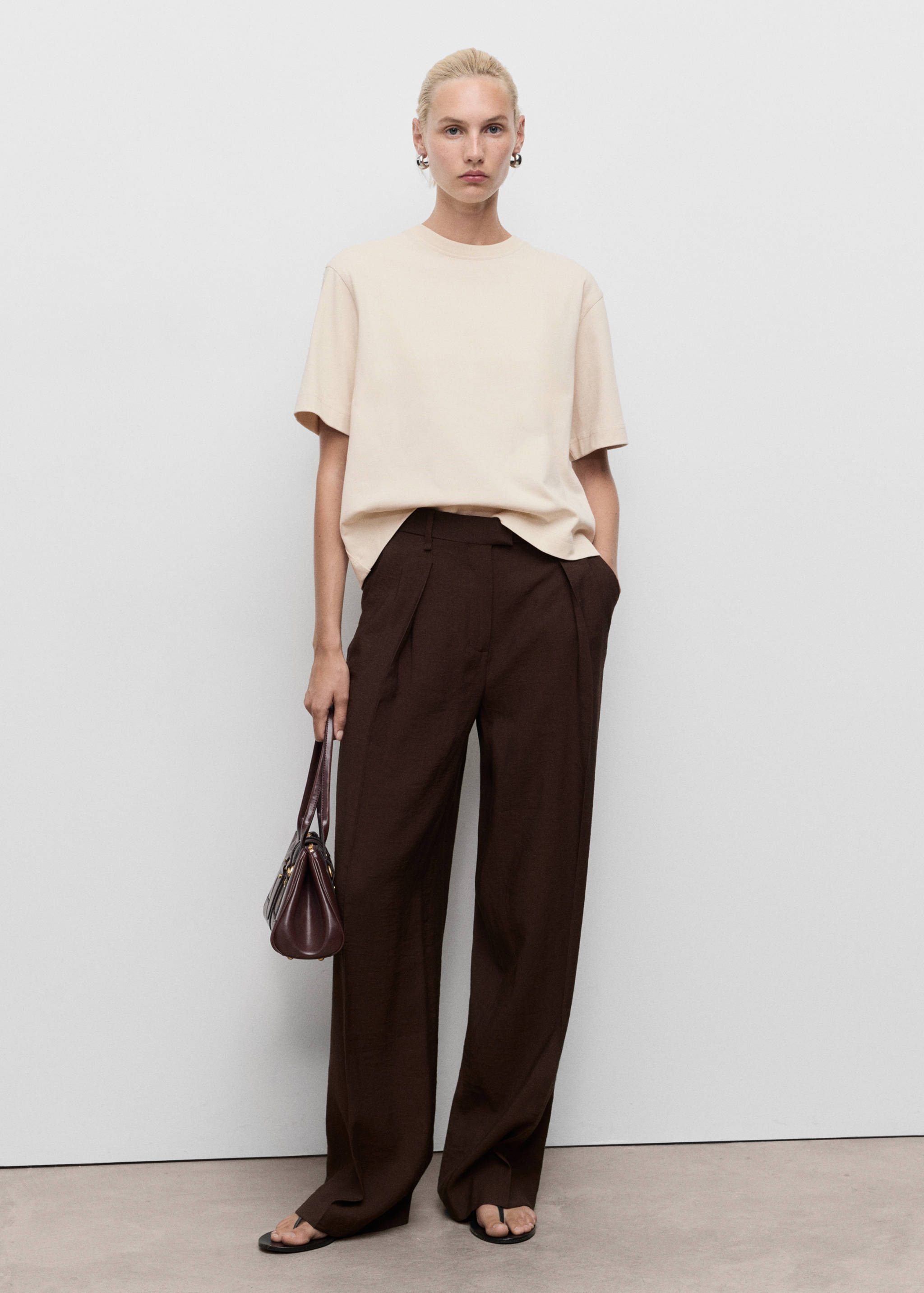 오버사이즈 코튼 티셔츠 - 일반 평면도