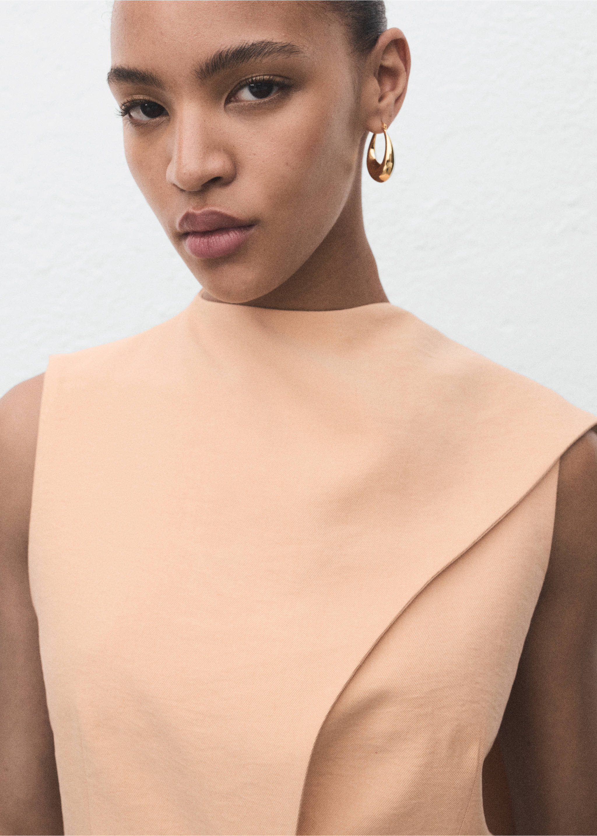 Асимметричный топ с платком - Деталь изделия 1, Нюд. Ref: 17044146-00.