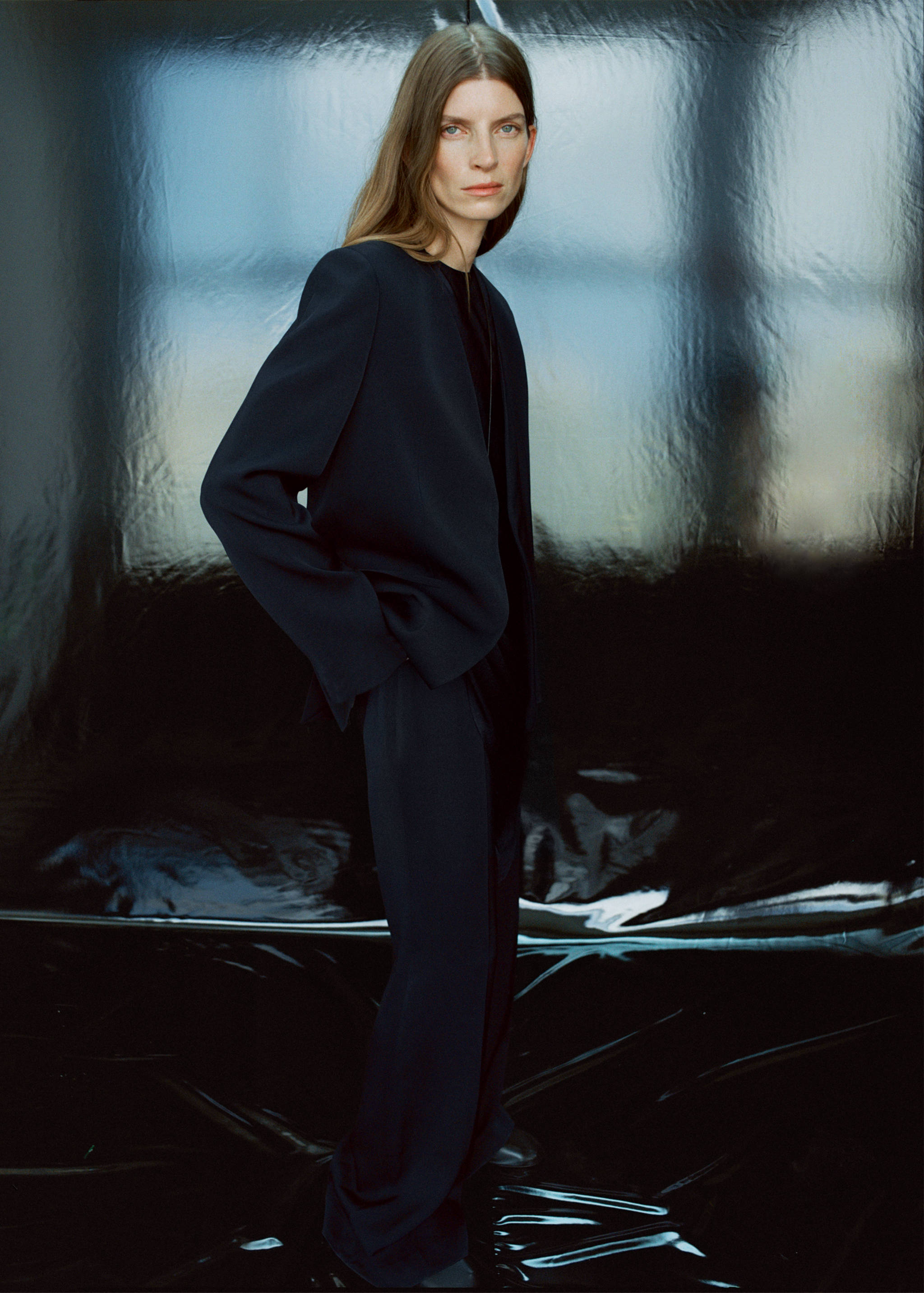 Double-breasted suit blazer - Details of the article 2