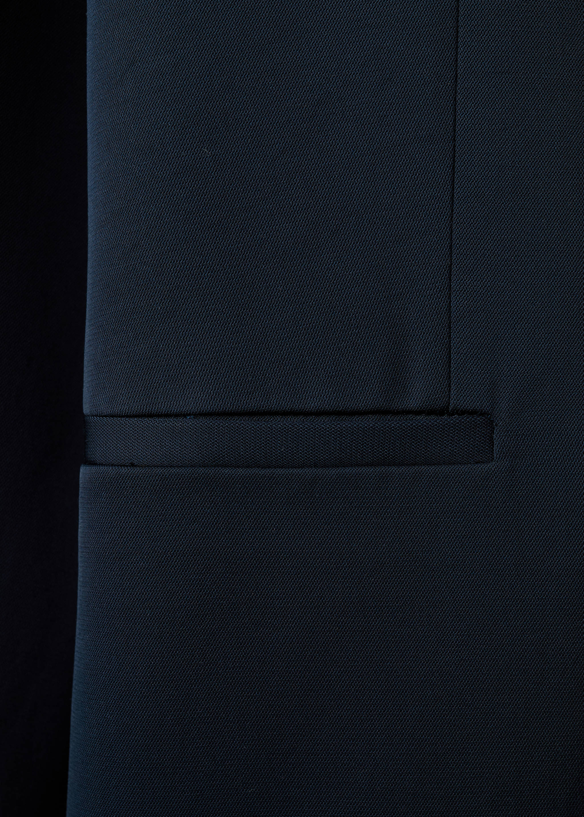 Double-breasted suit blazer - Details of the article 8