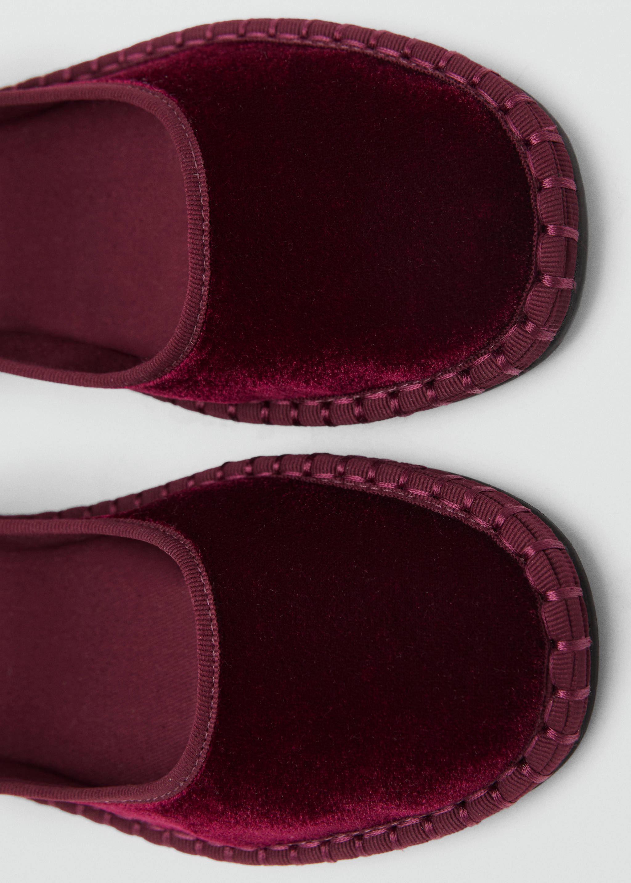 Velvet ballerinas - Details of the article 2