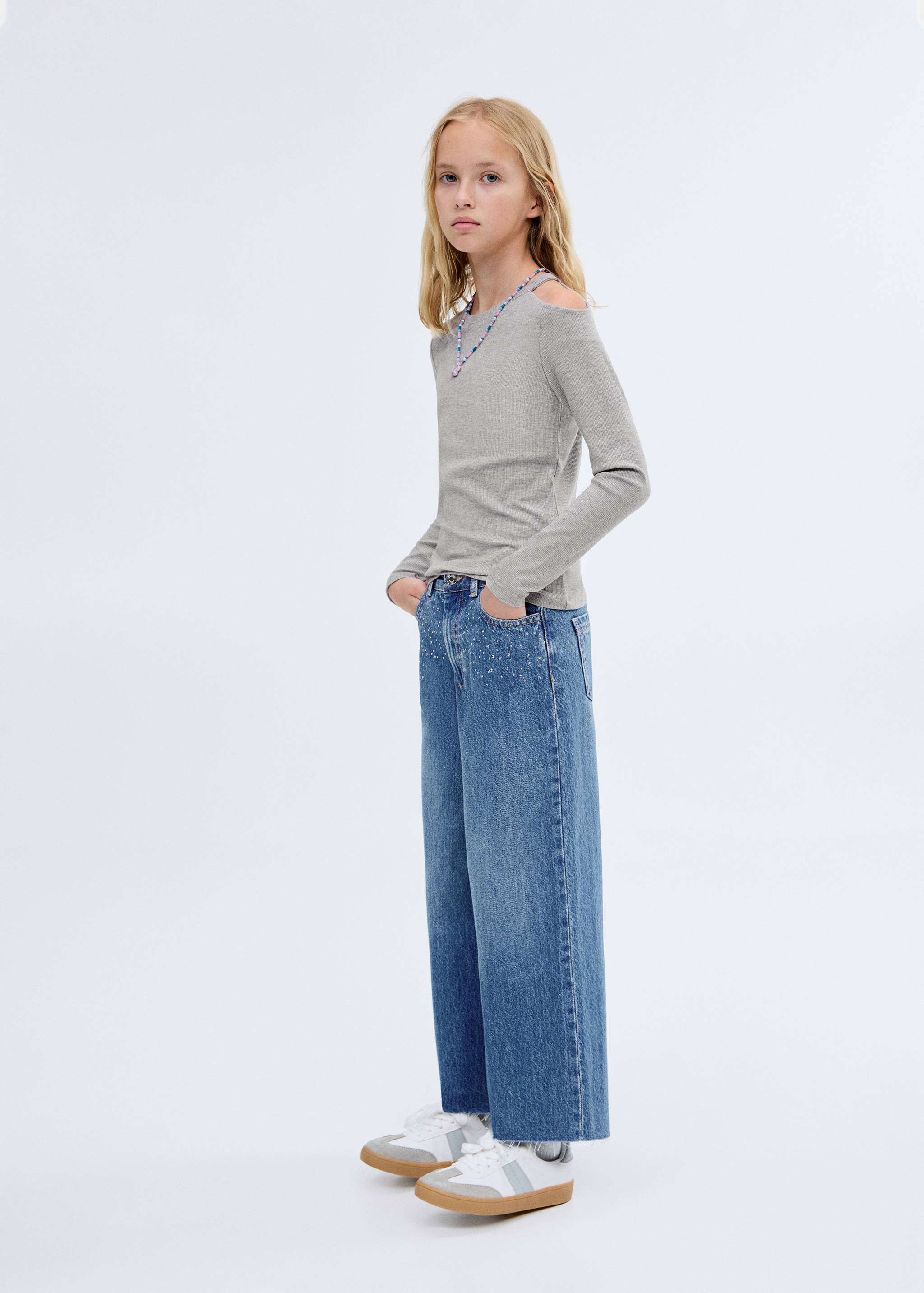 Culotte jeans with rhinestones - General plane