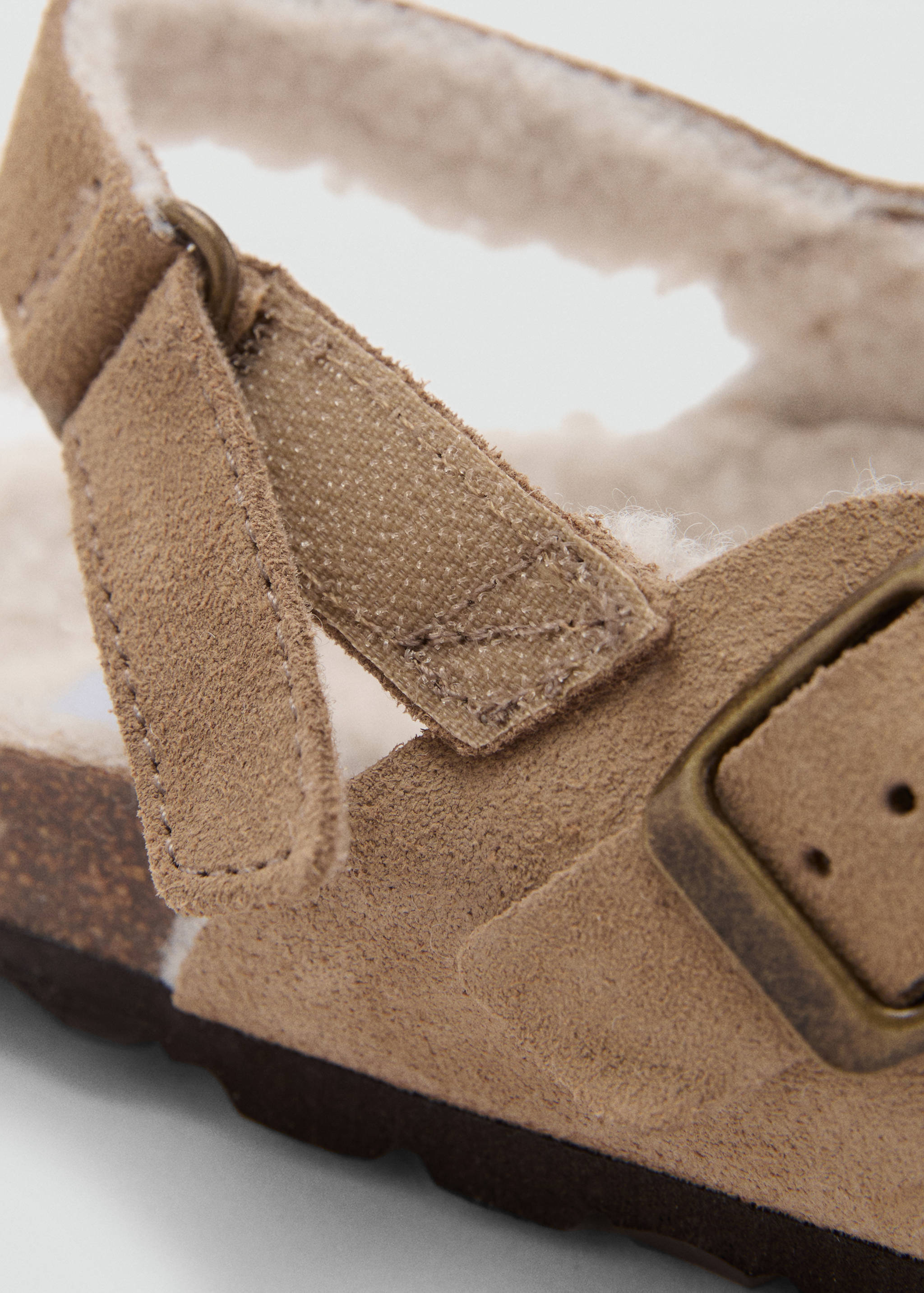 Sheepskin clogs with fur-effect lining - Details of the article 2