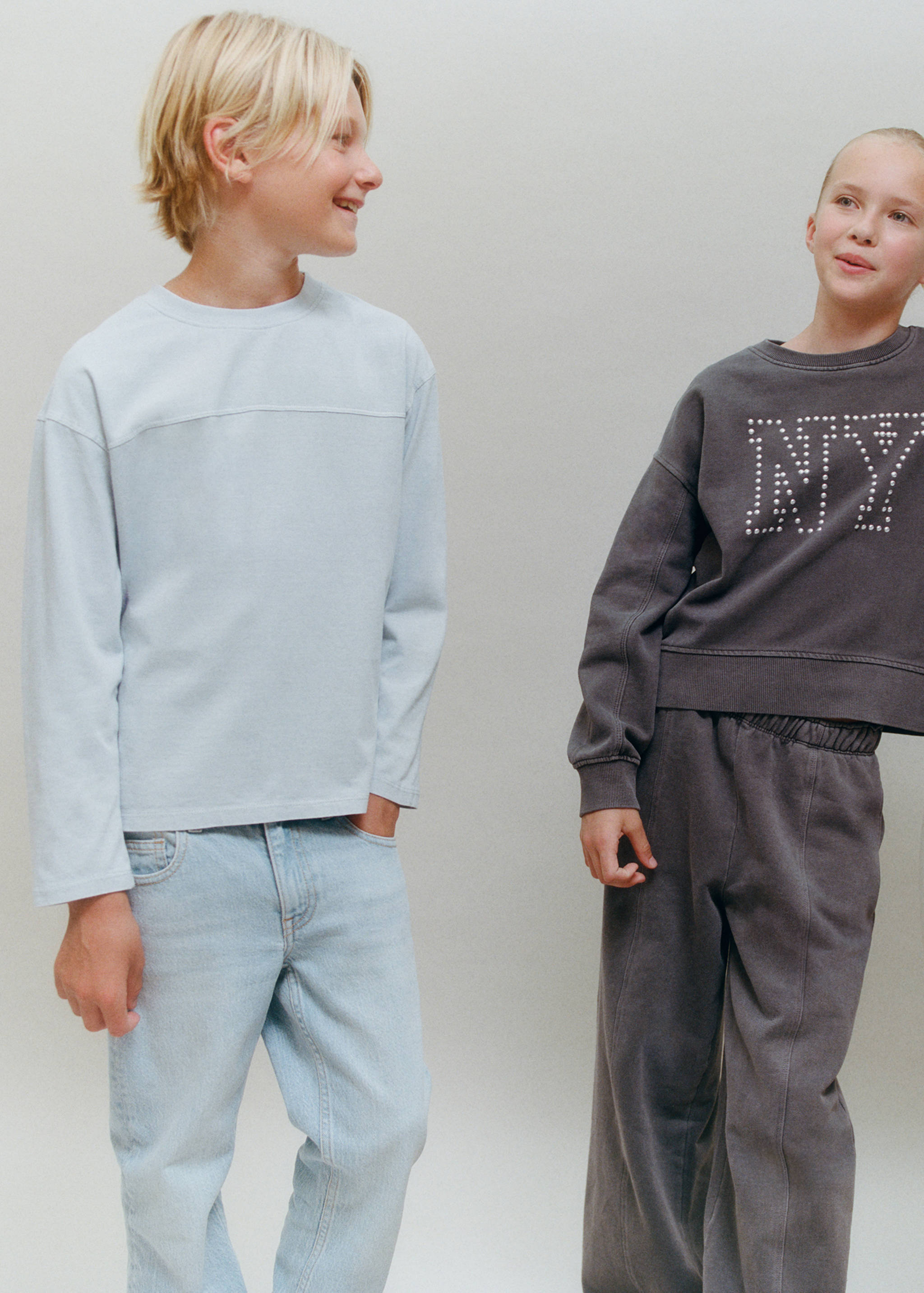 Cotton sewing t-shirt - General plane