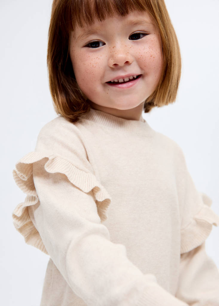 Ruffle knitted sweater — Beige