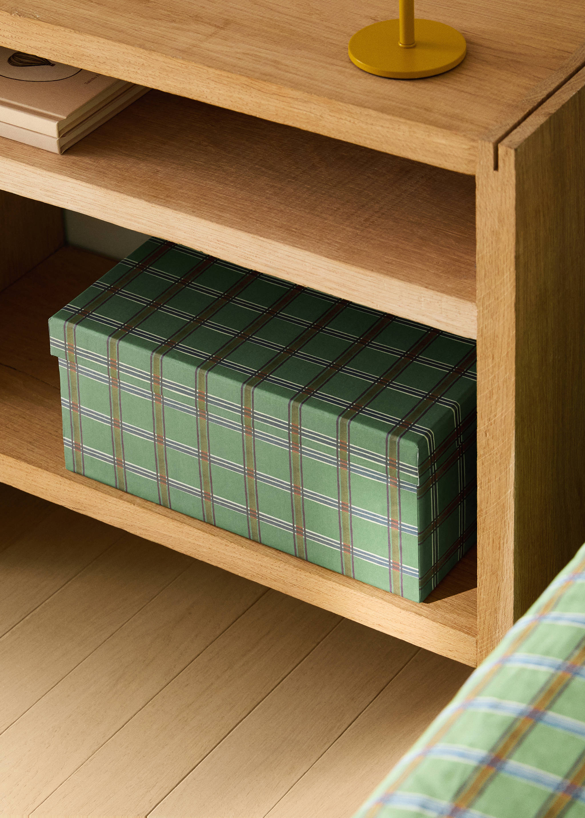 Large children’s box with print - General plane