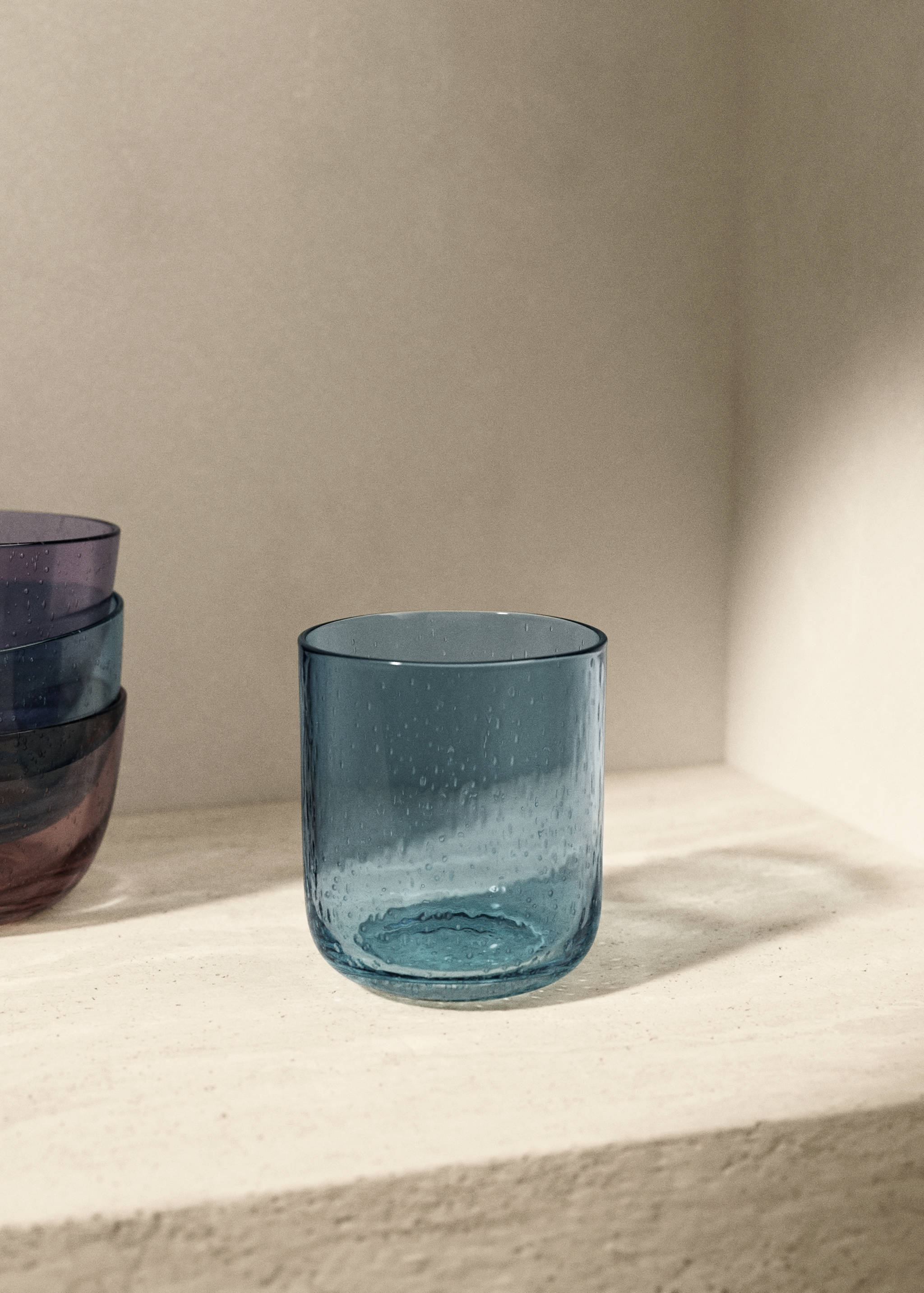 Bubble-design glass vase - General plane