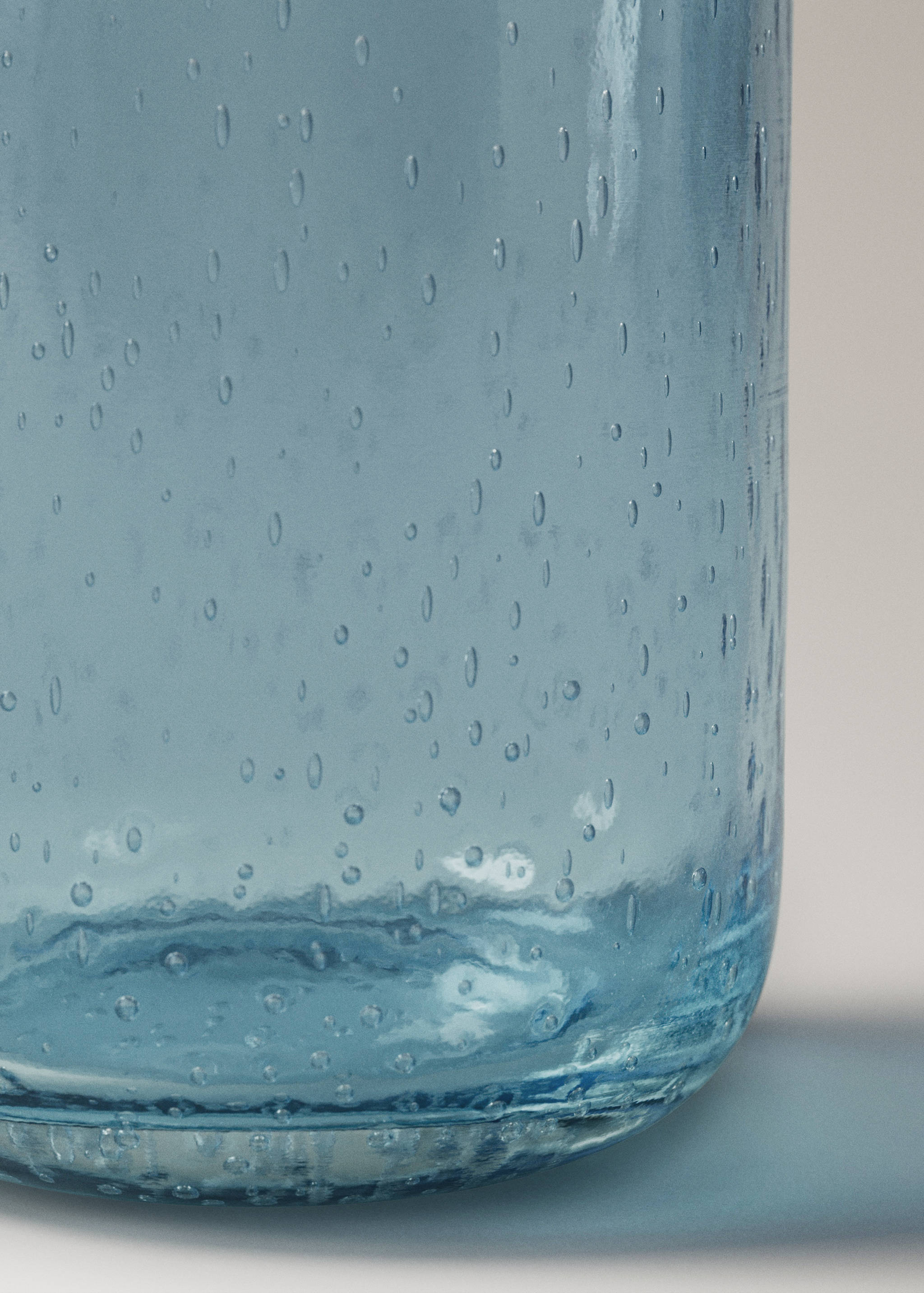 Bubble-design glass vase - Details of the article 2