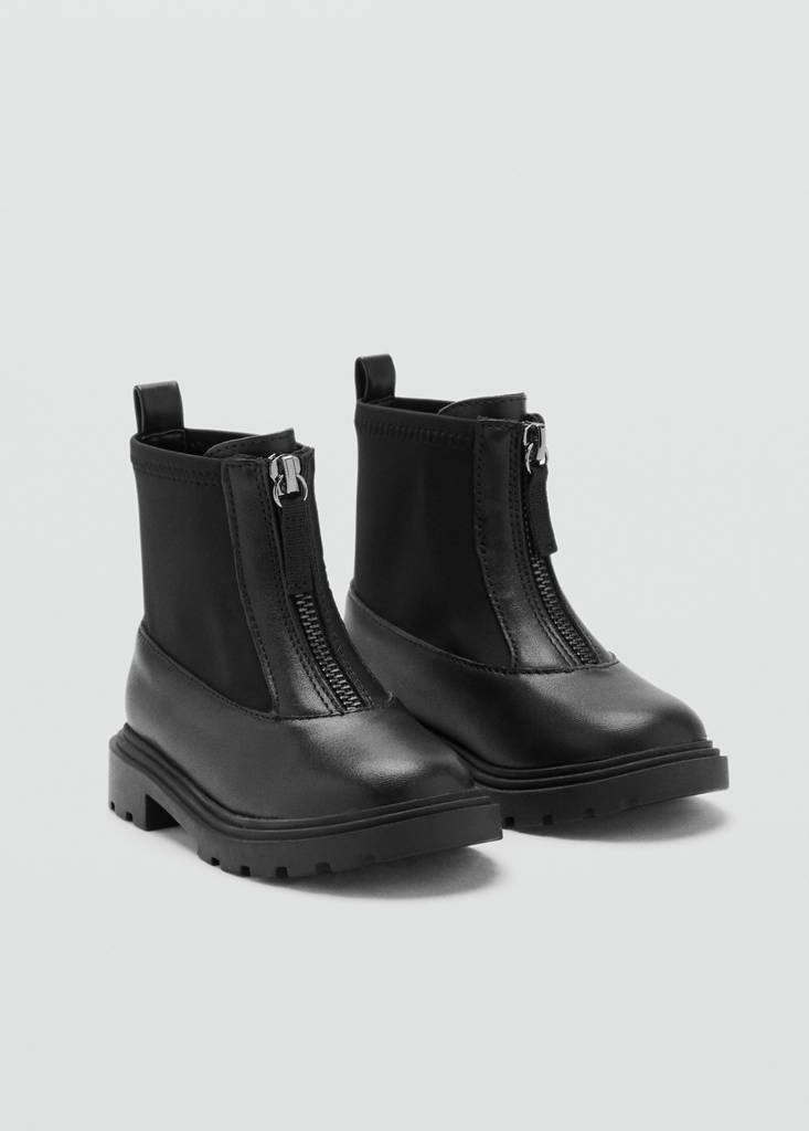 Zipped leather ankle boots — Black