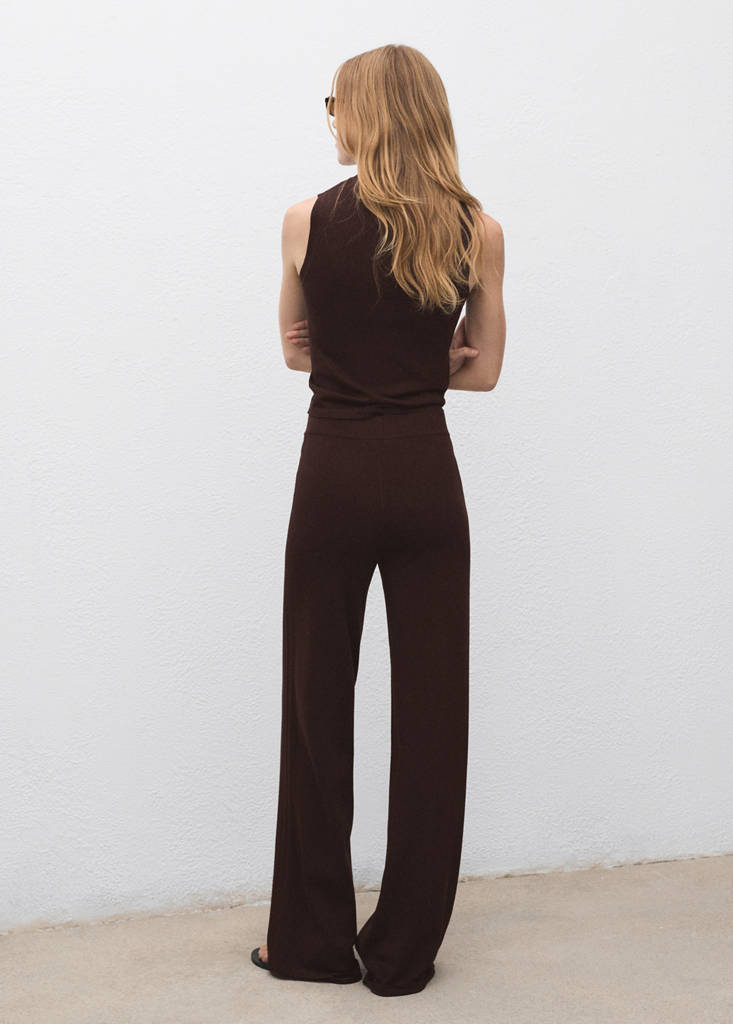 Fine-knit wide leg trousers — Chocolate