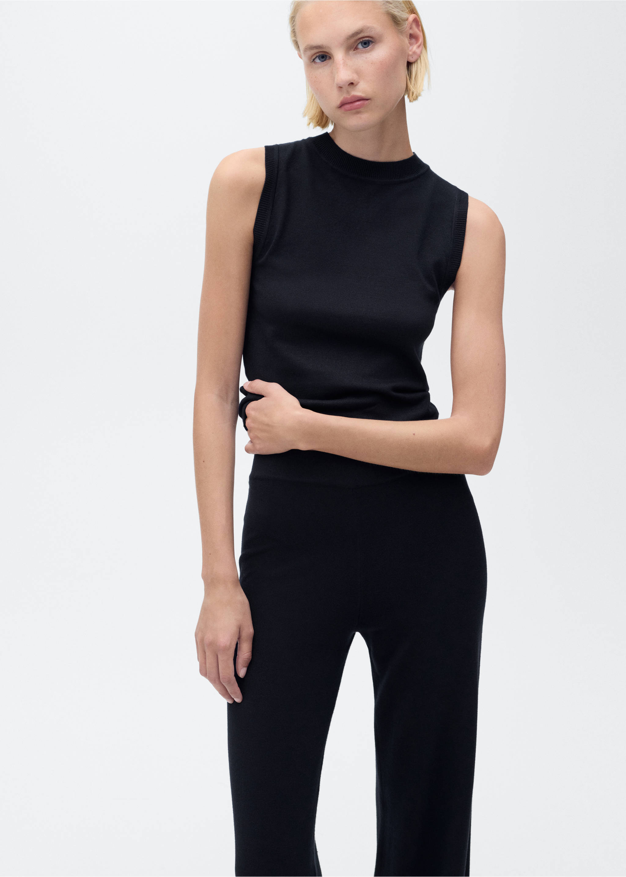 Fine-knit wide leg trousers - Details of the article 1, Dark Navy. Ref: 17044776-00.