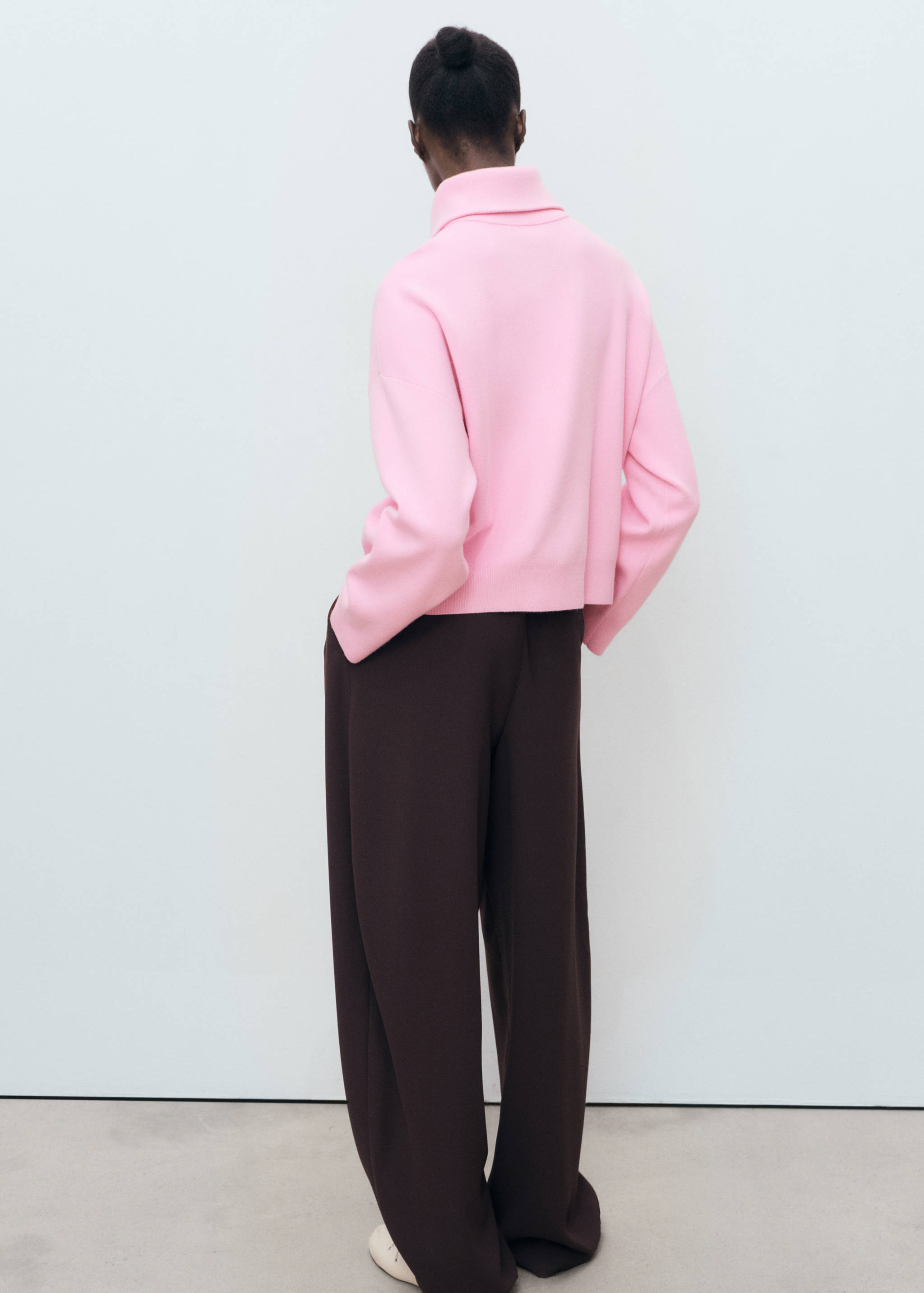 Strickpullover mit Reißverschluss am Kragen - Rückseite des Artikels