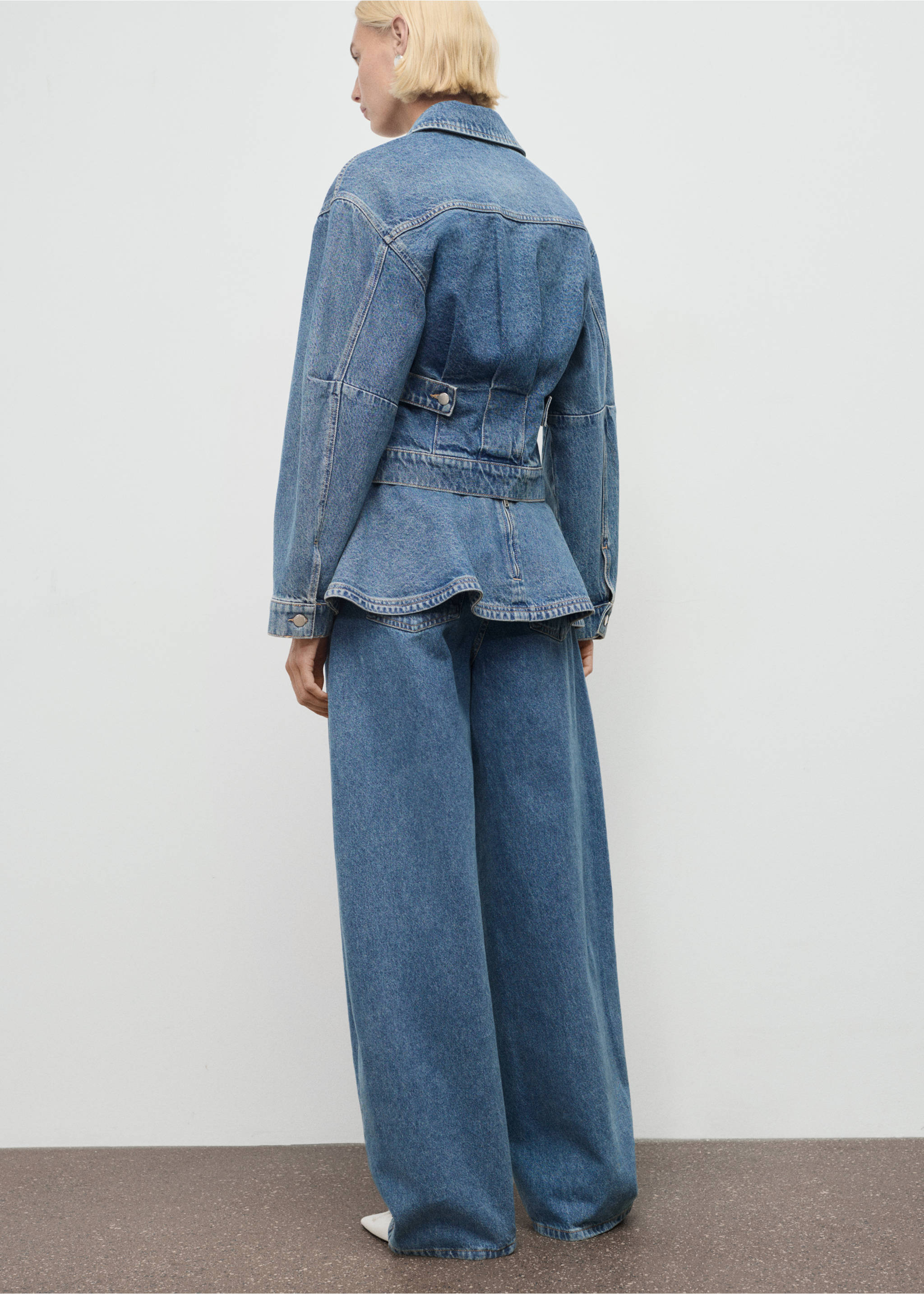 Fitted denim jacket with pockets - Reverse of the article, Medium Blue. Ref: 17044788-00.