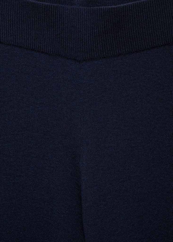Straight knitted trousers — Navy