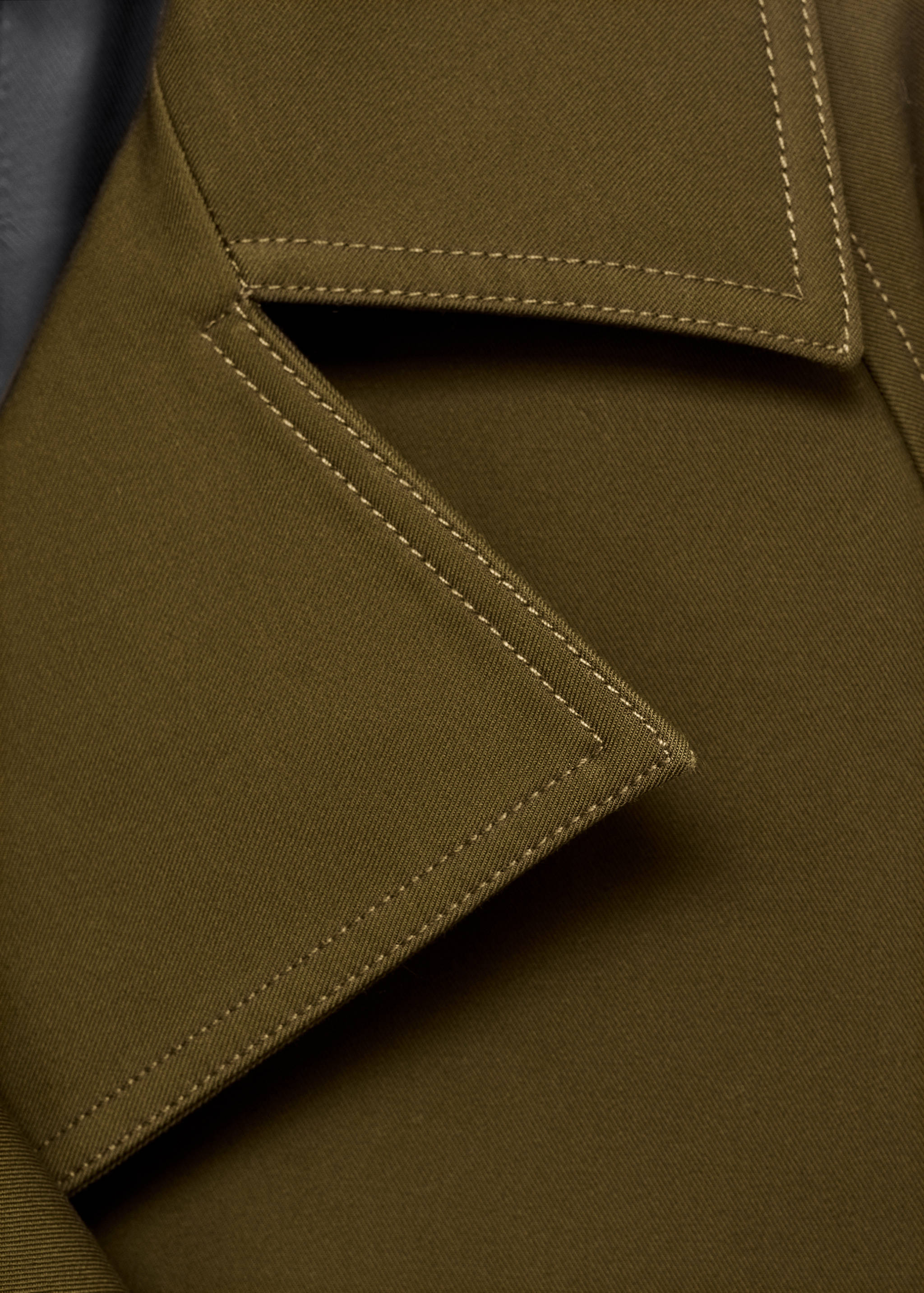 短款超大版型双排扣风衣 - null