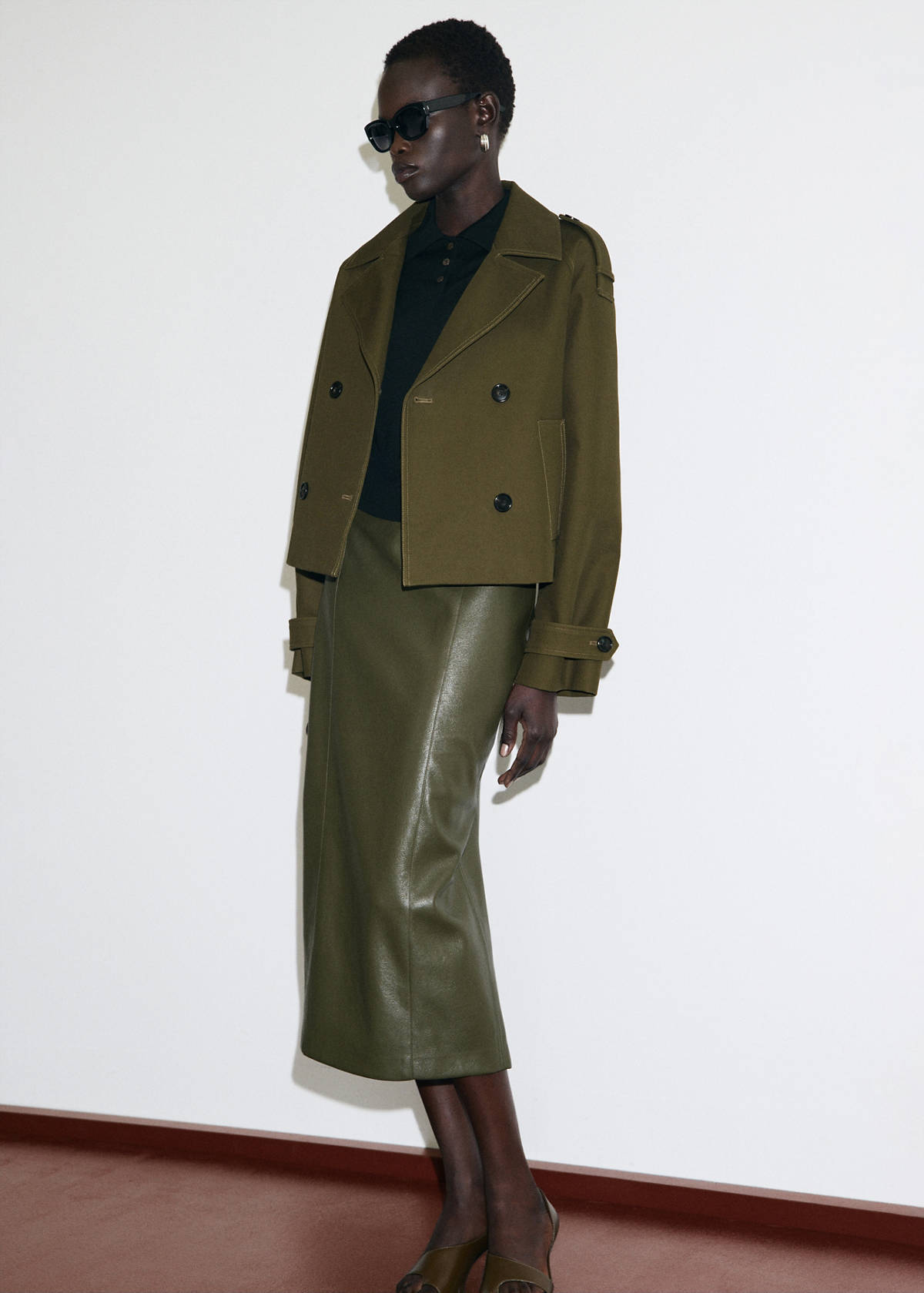 Oversized short double-breasted trench coat — Khaki