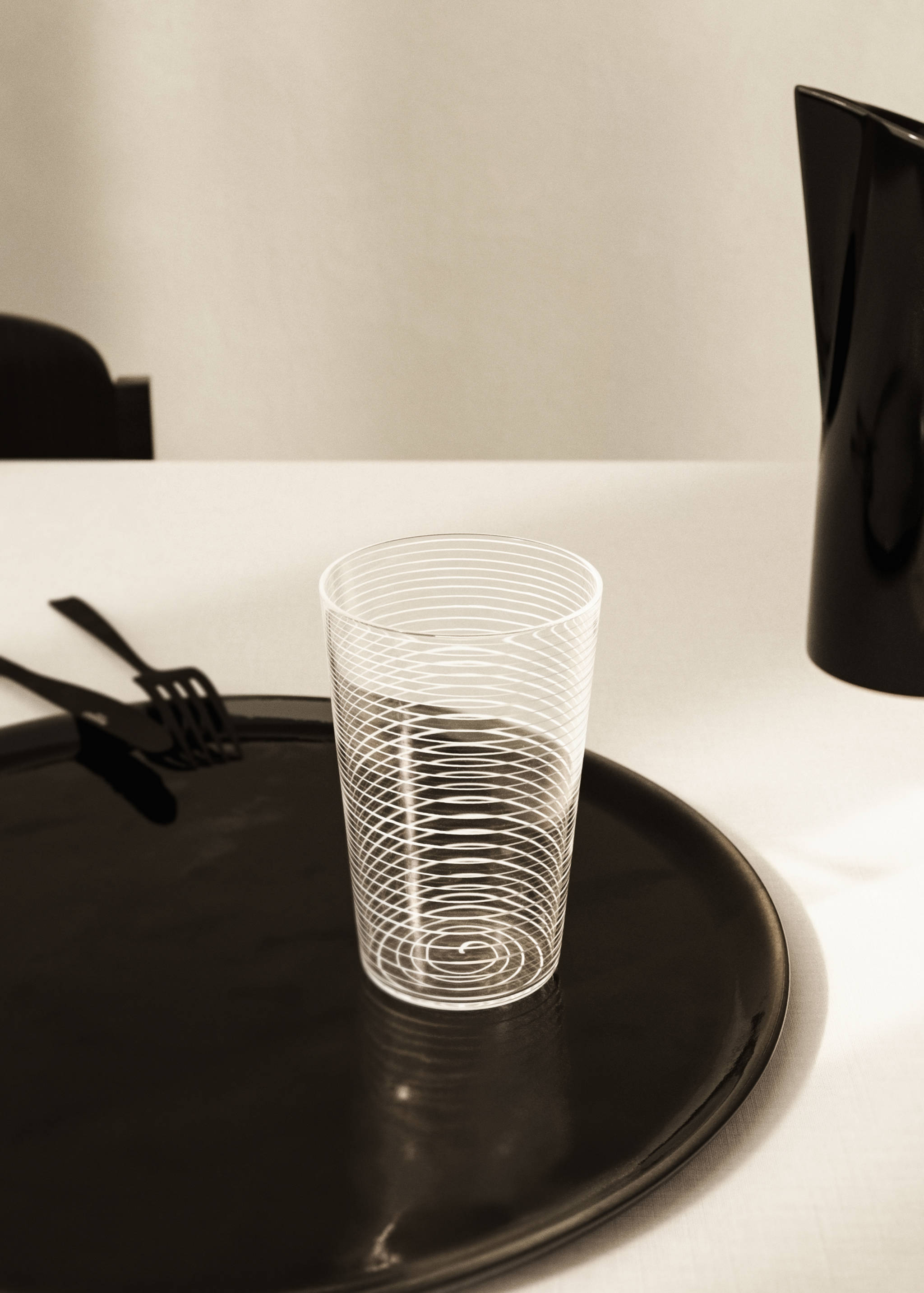 Sklenice z borosilikátového skla s linkami - Celkový náhled