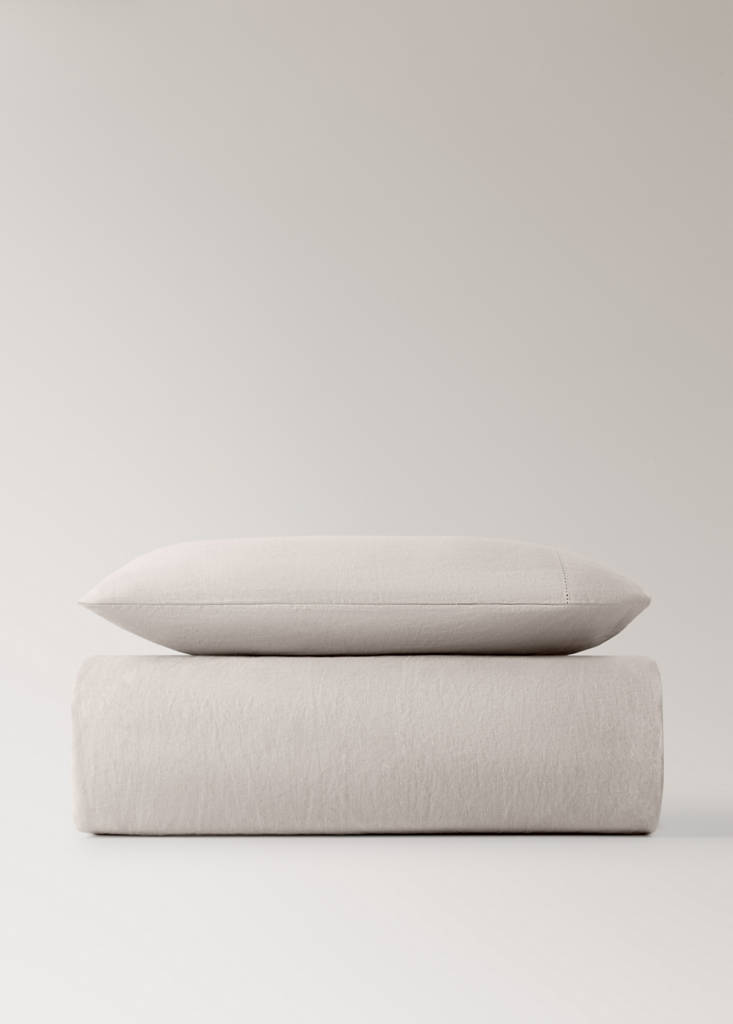 Washed linen duvet cover for cot — Medium Brown