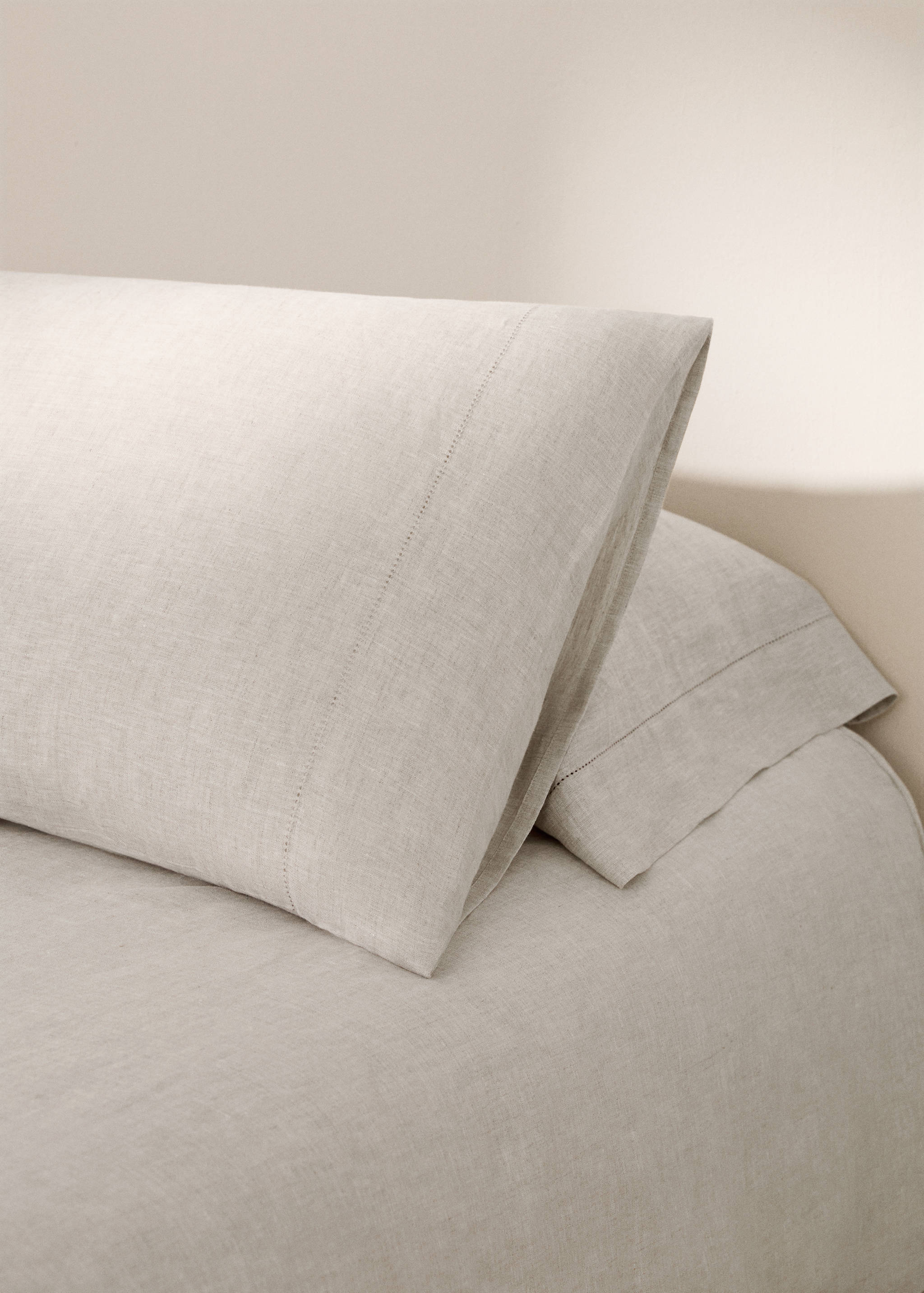 Washed linen pillowcase with hemstitch 45x110 cm - General plane