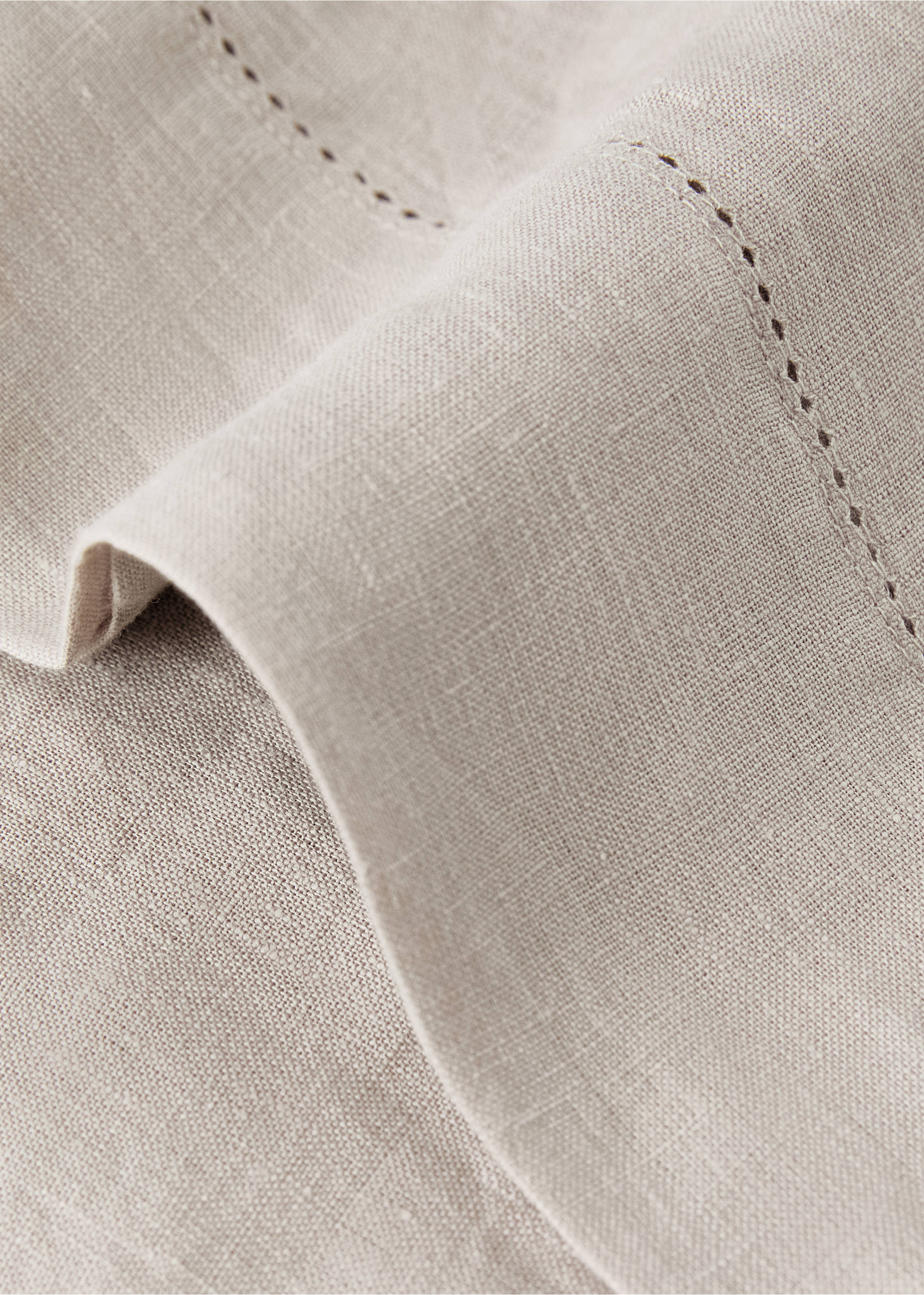 Washed linen pillowcase with hemstitch 45x110 cm - Details of the article 2, Medium Brown. Ref: 17045166-00.