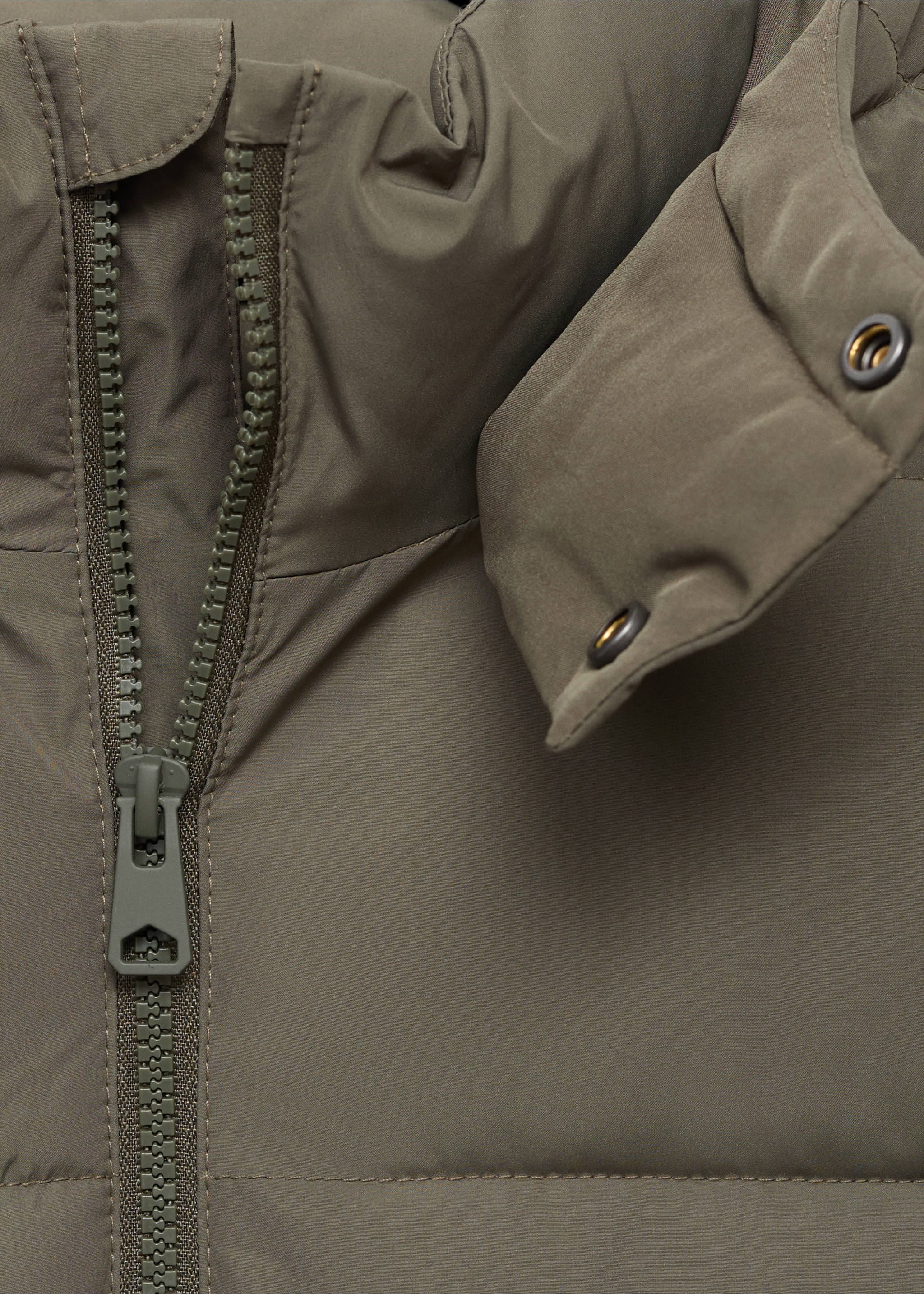 Quilted long coat - Details of the article 8, Khaki. Ref: 17045784-00.