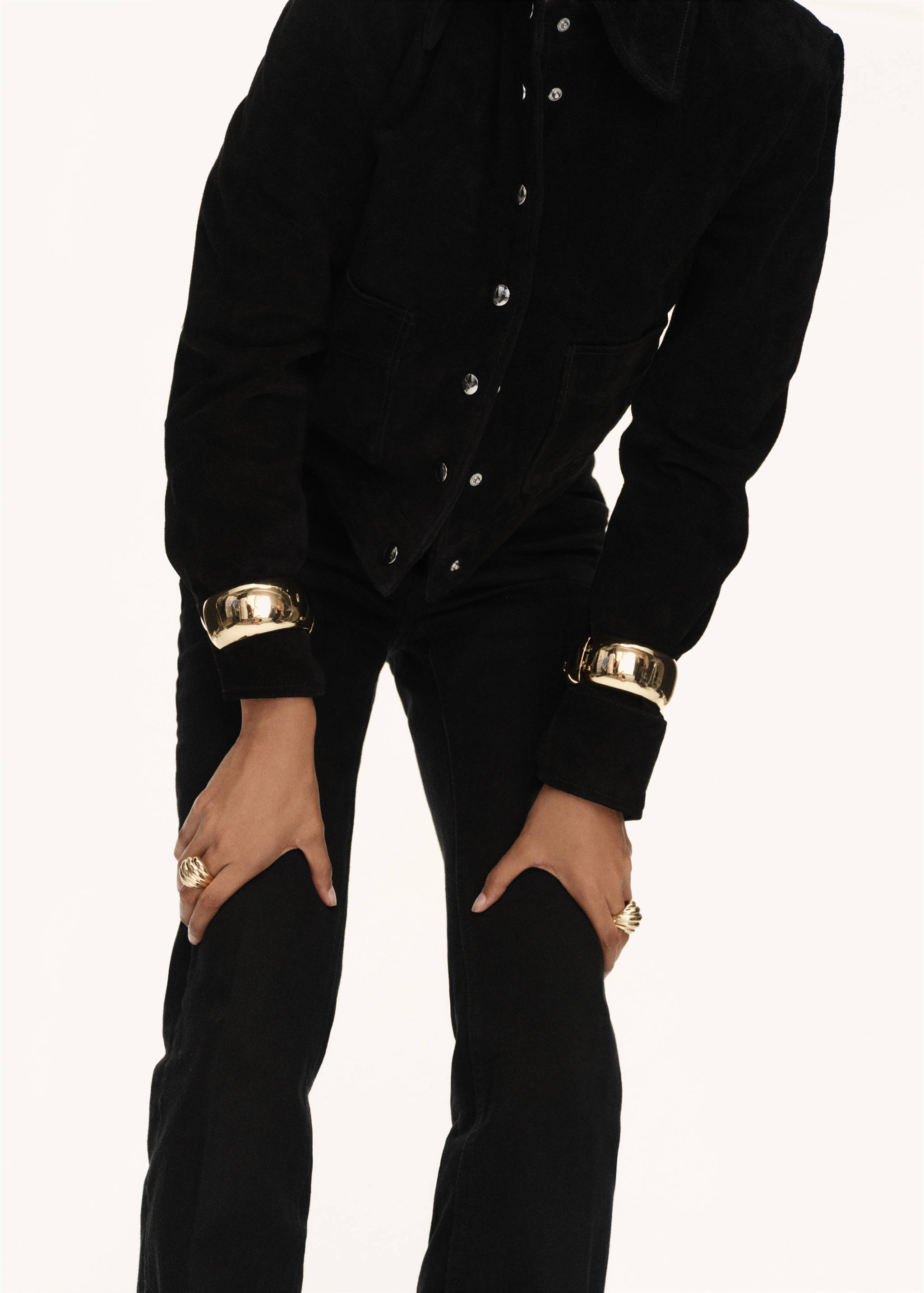 Suede leather jacket with buttons - Details of the article 6