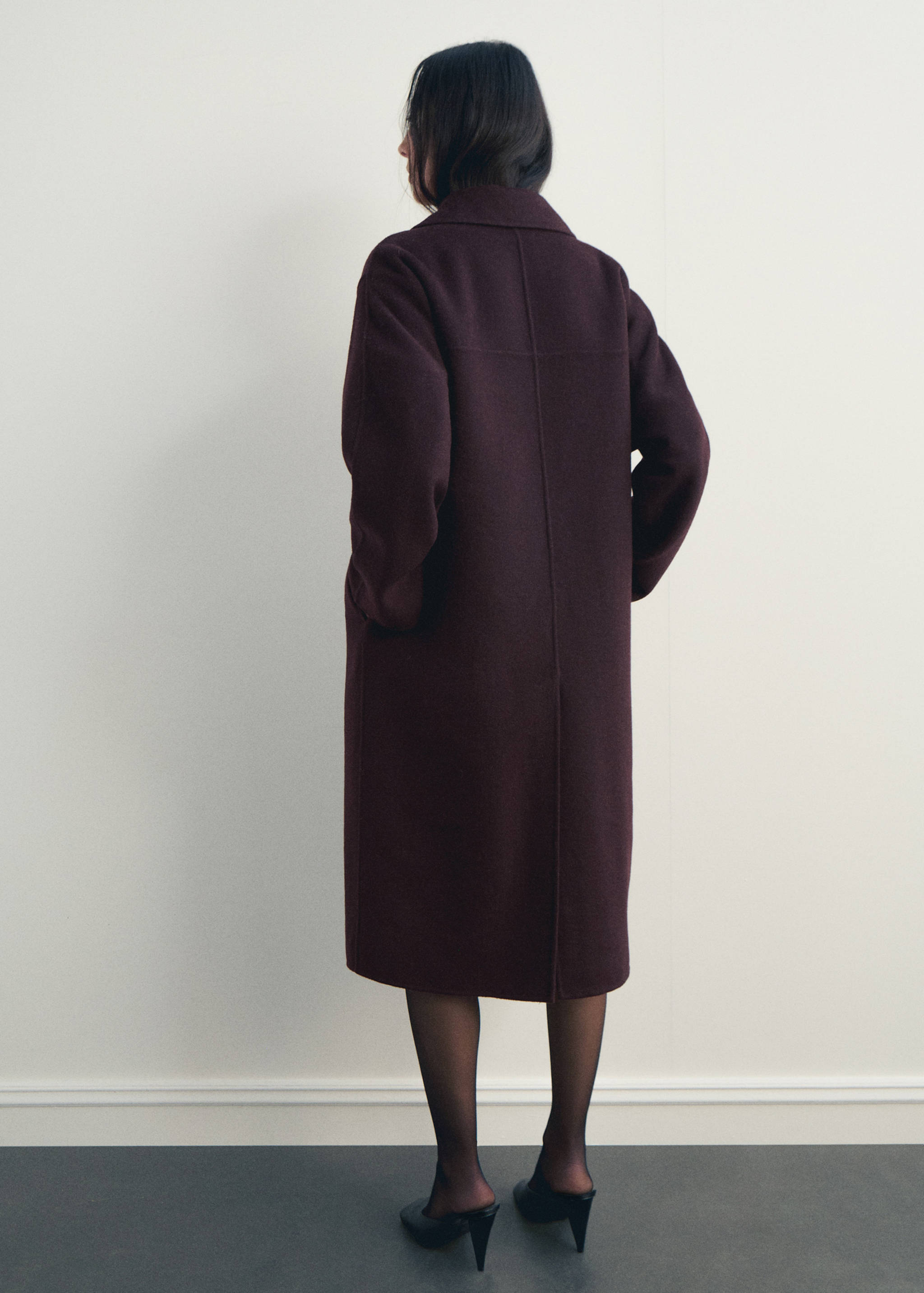 Handmade oversized wool coat - Reverse of the article