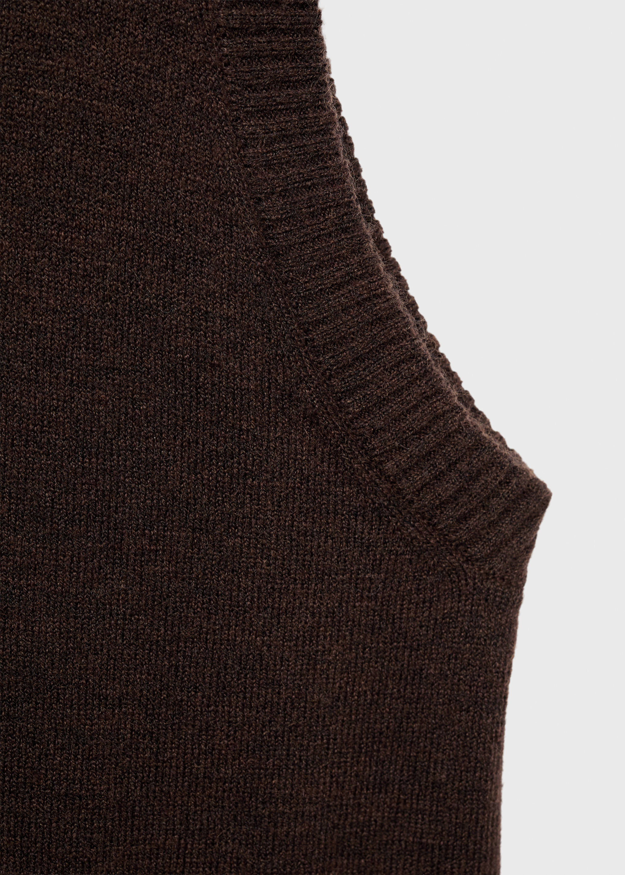 Knitted turtleneck dress - Details of the article 8