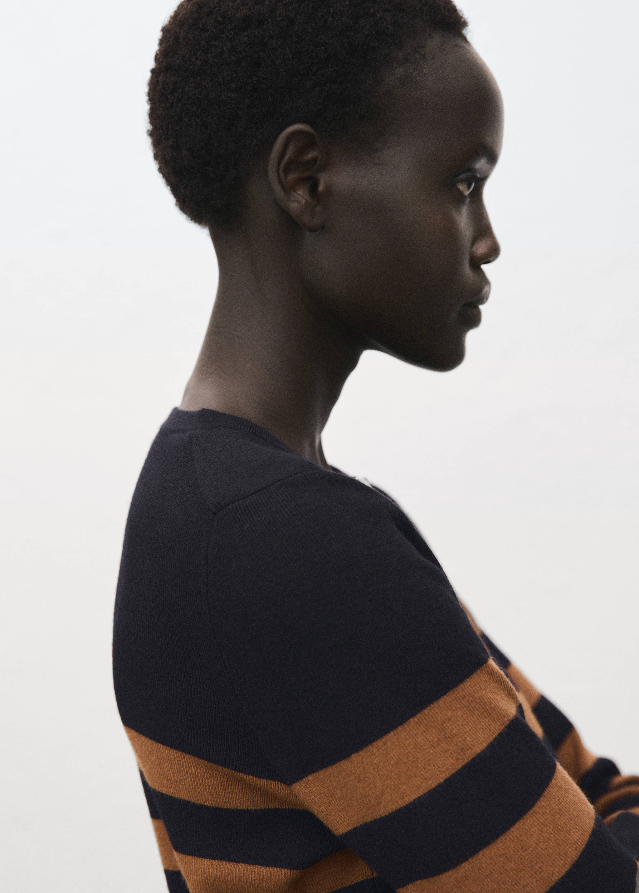 Cardigan with cuff opening - Details of the article 6